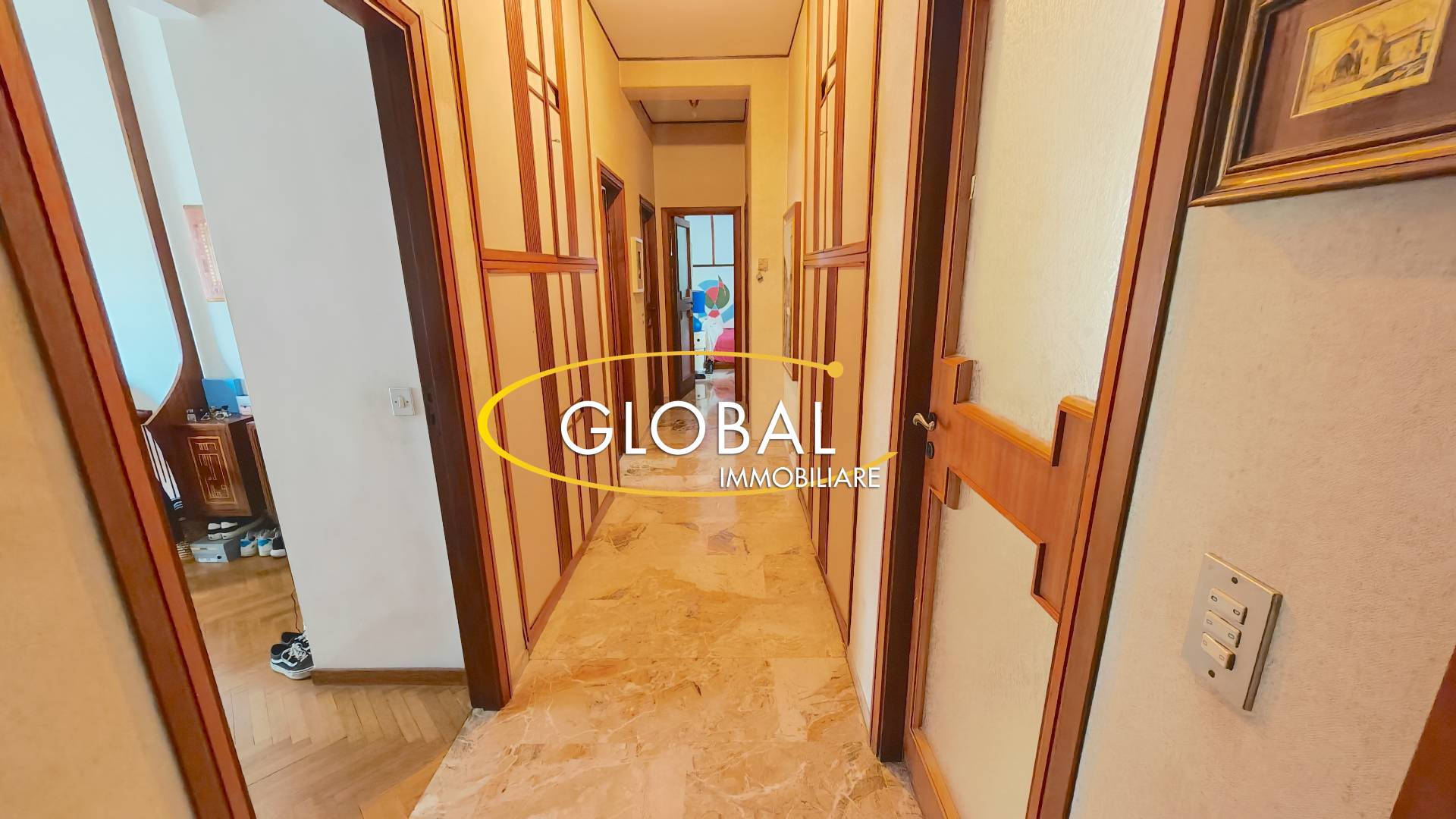 Appartamento in vendita a Ancona, Centro