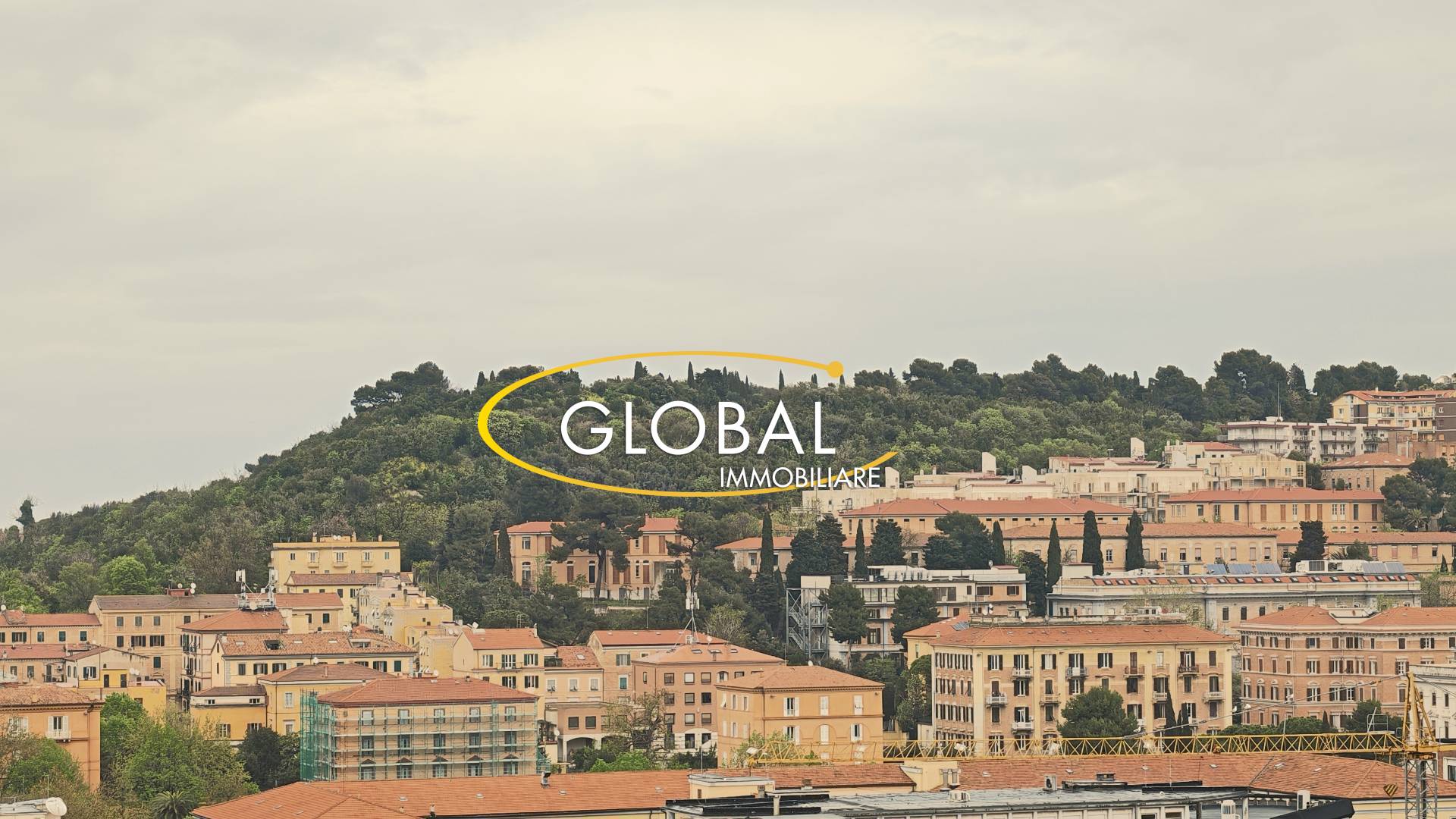 Appartamento in vendita a Ancona, Centro