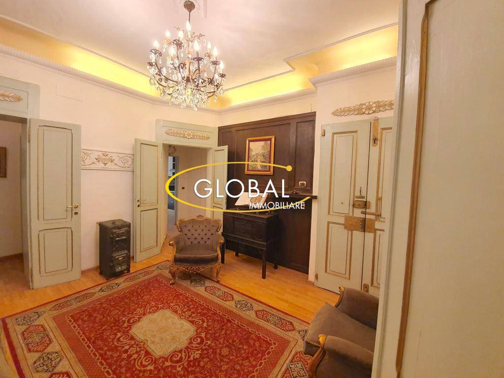 Appartamento in vendita a Ancona, Centro storico