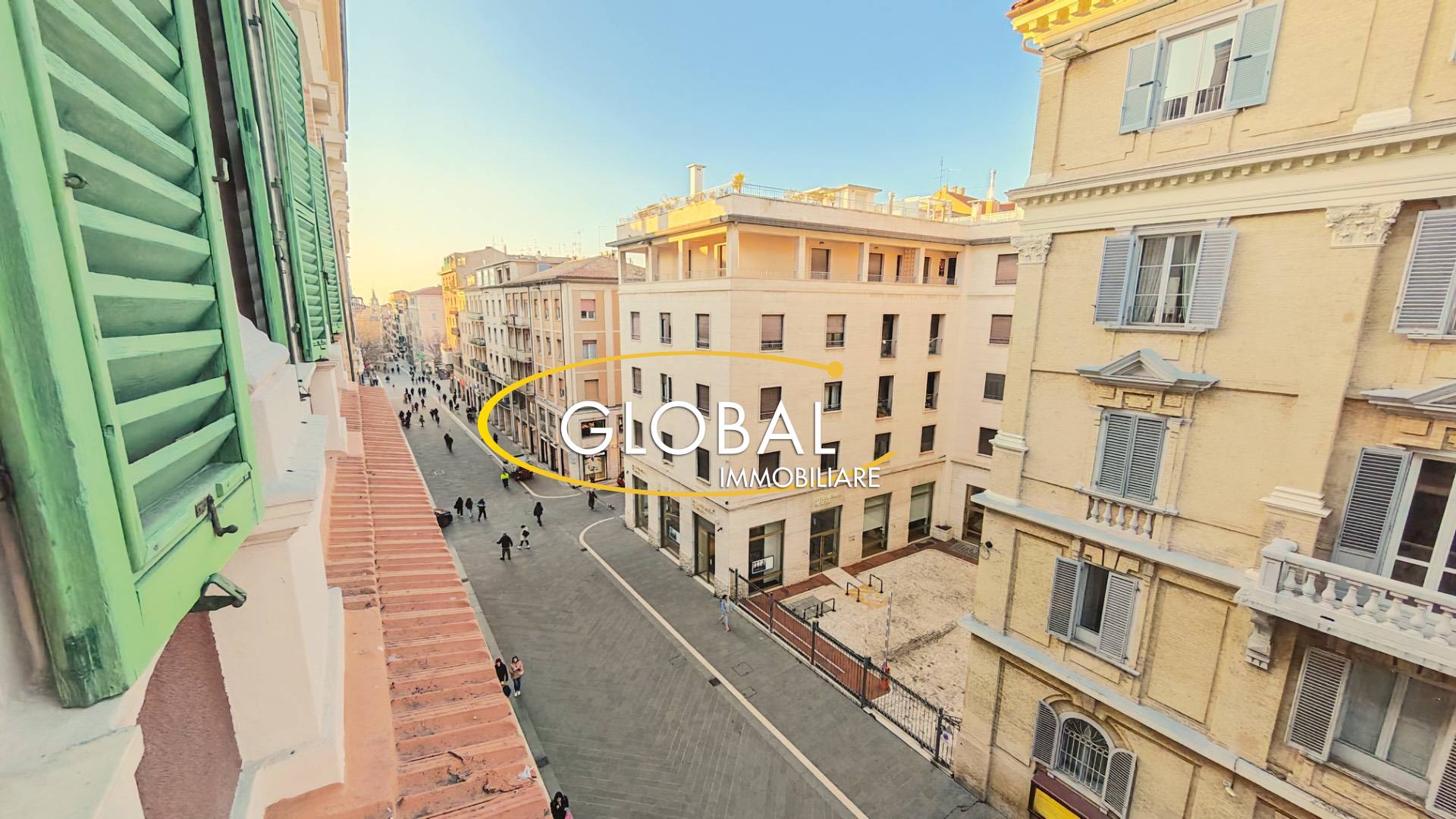 Appartamento in vendita a Ancona, Centro storico