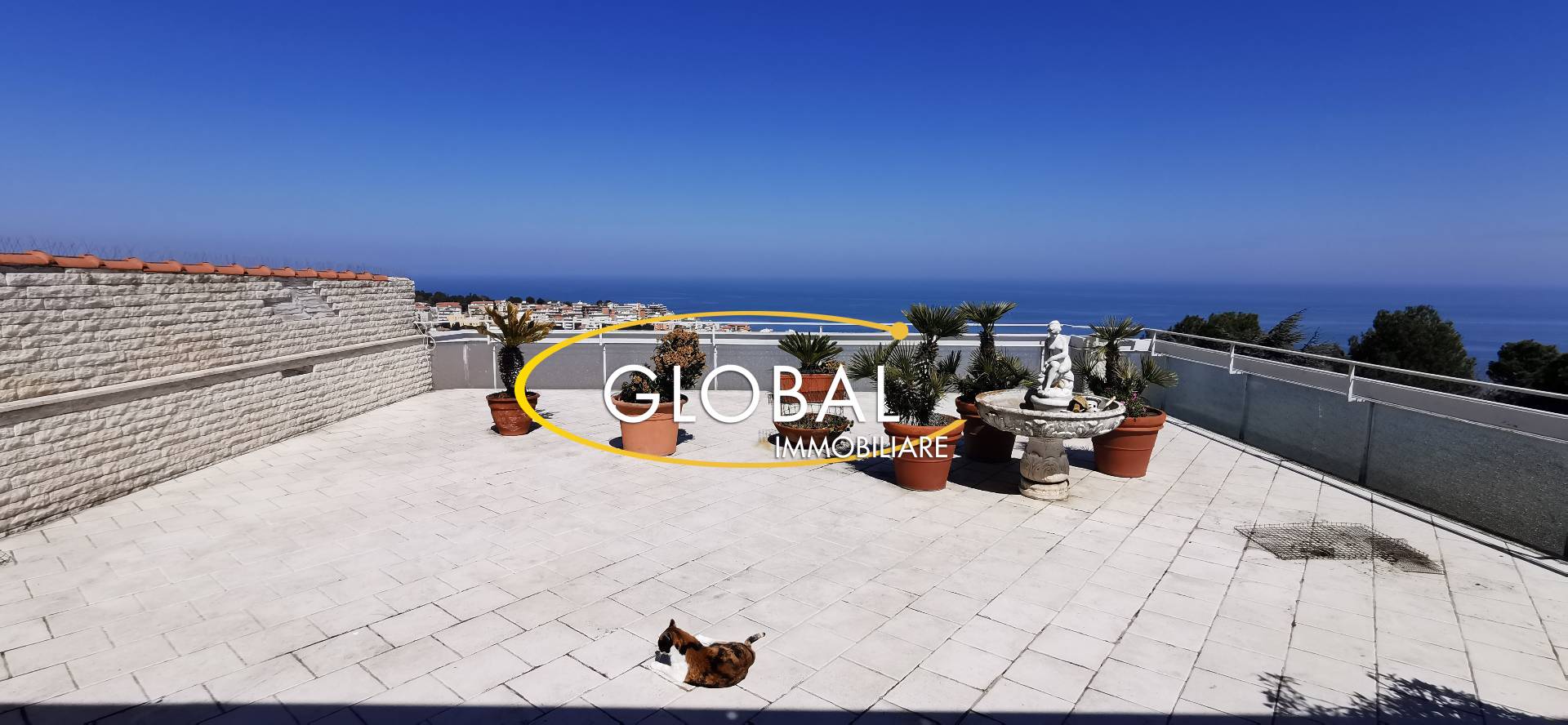 Attico in vendita a Ancona, Q. Adriatico