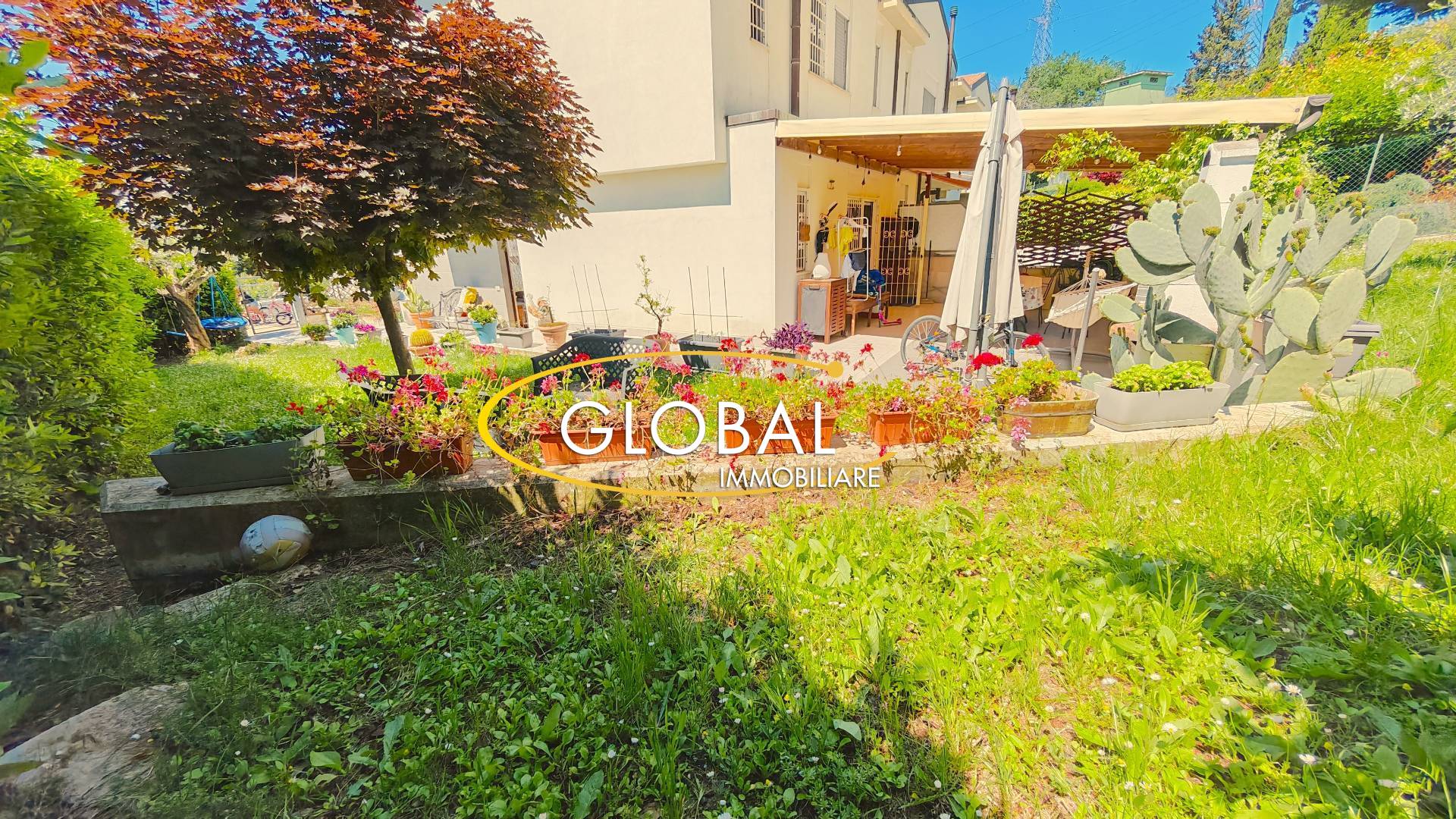 Villette a schiera in vendita a Ancona, Candia