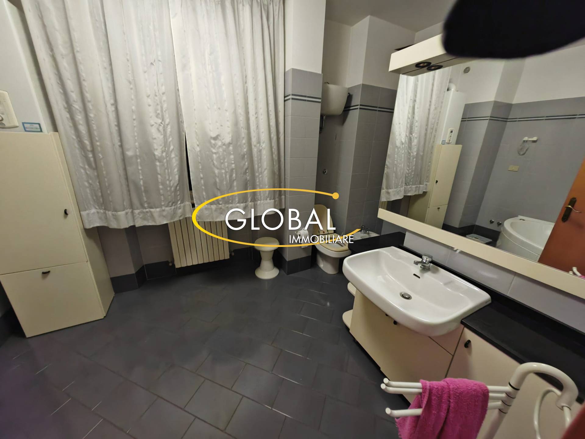 Appartamento in vendita a Ancona, Centro storico