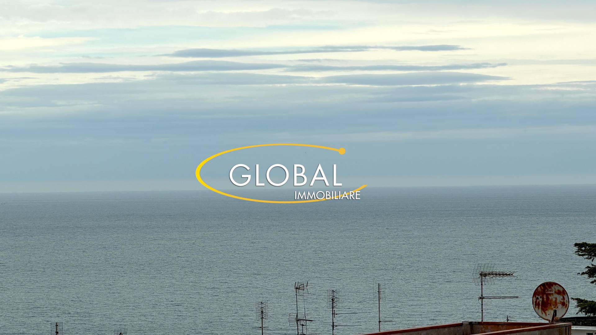 Attico in vendita a Ancona, Q. Adriatico