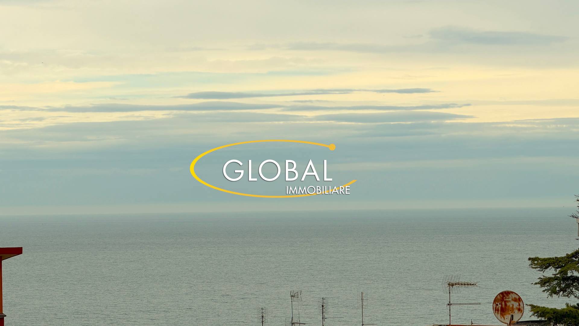 Attico in vendita a Ancona, Q. Adriatico