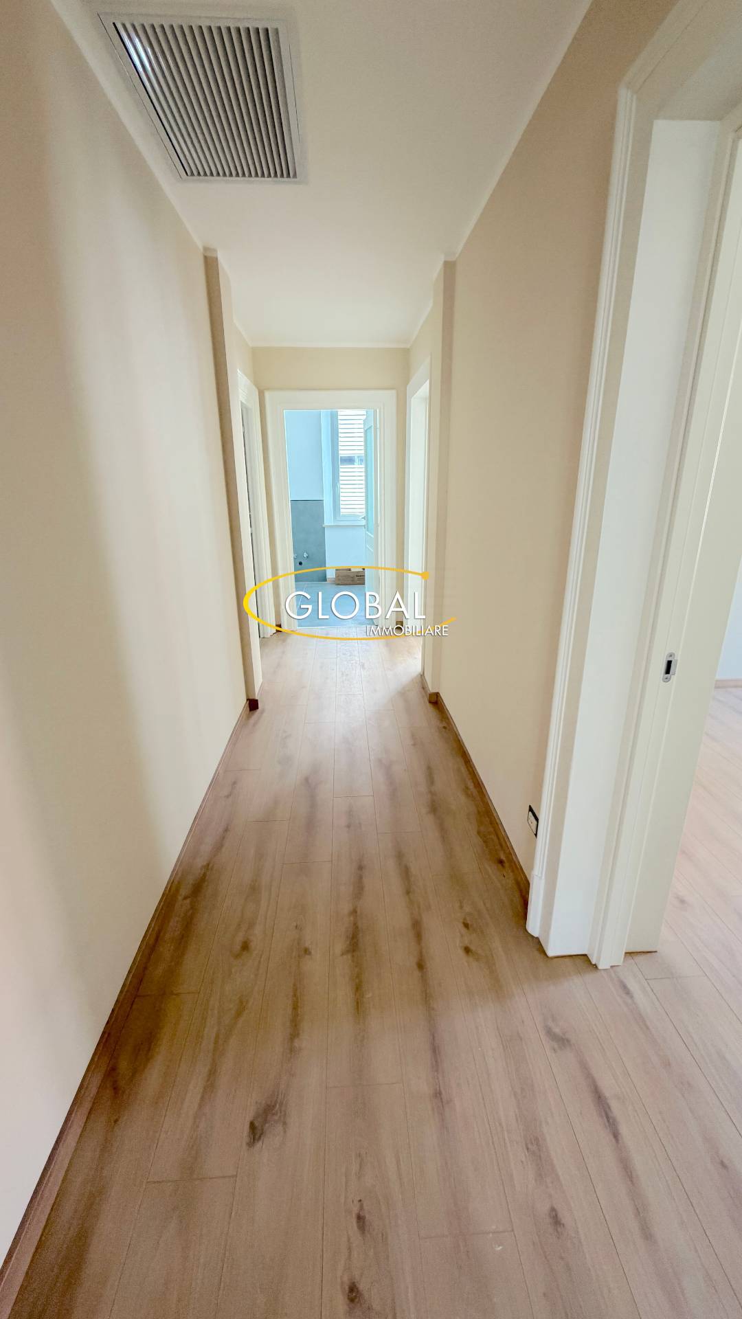 Appartamento in vendita a Ancona, Q. Adriatico