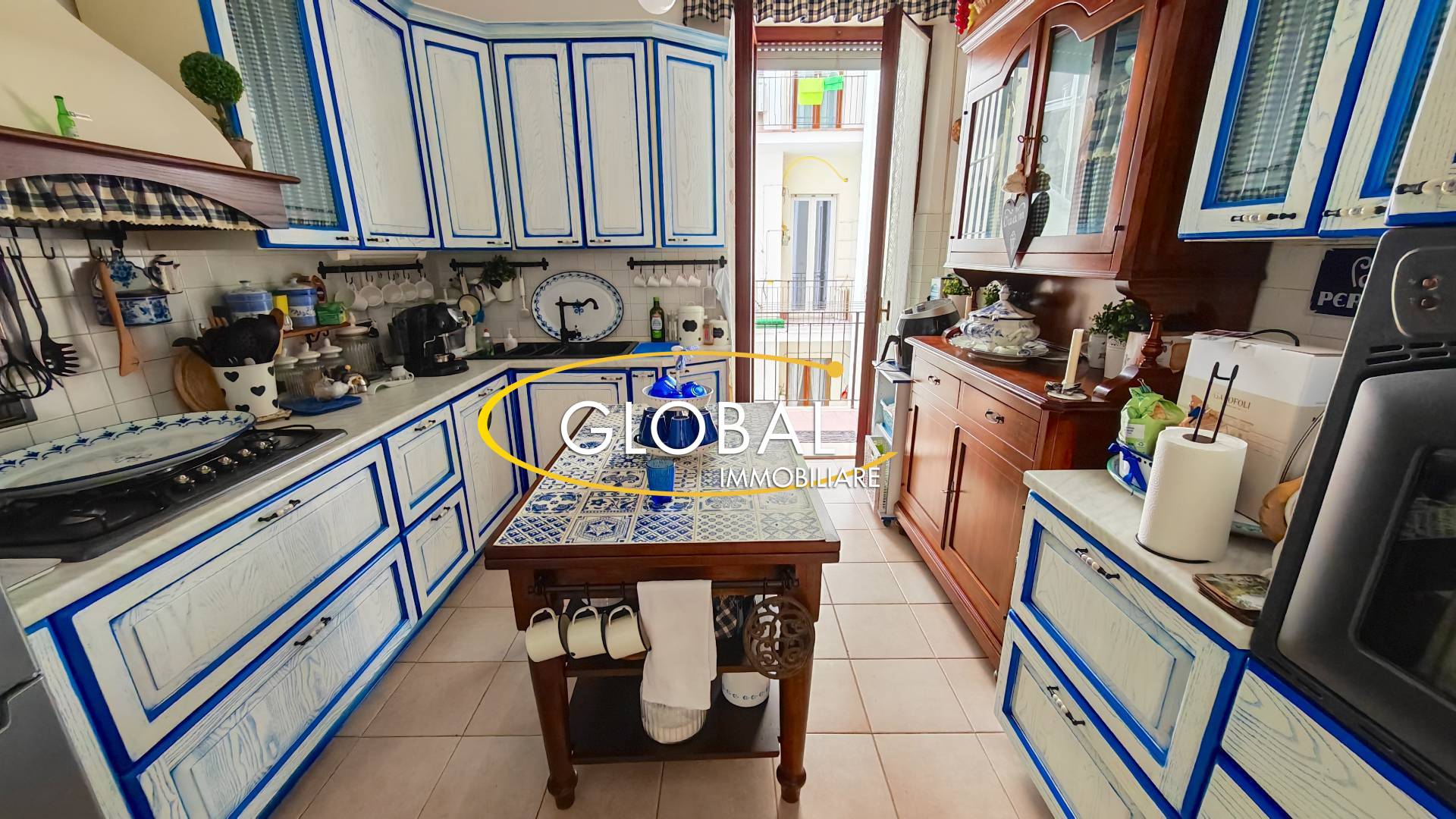 Appartamento in vendita a Ancona, Q. Adriatico