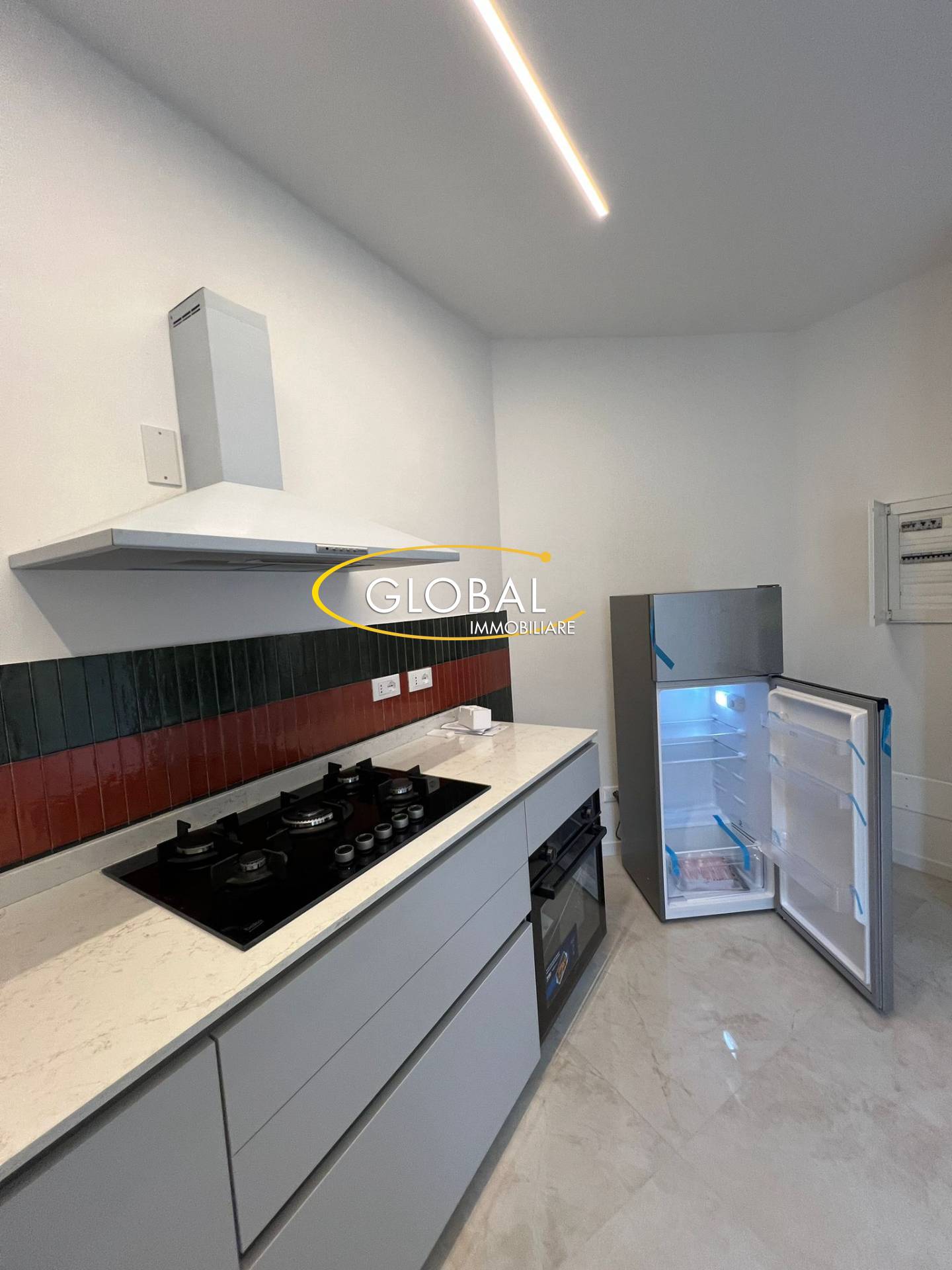 Appartamento in affitto a Ancona, A.Piceno-P.zle Camerino-Via Pesaro