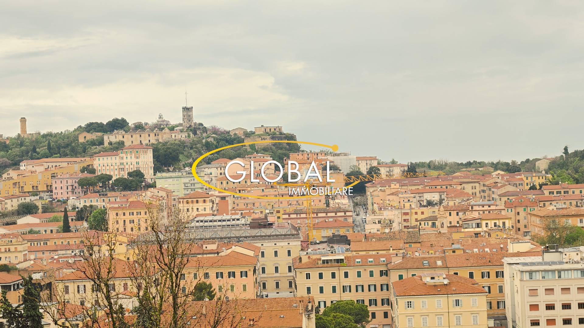 Appartamento in vendita a Ancona, Centro