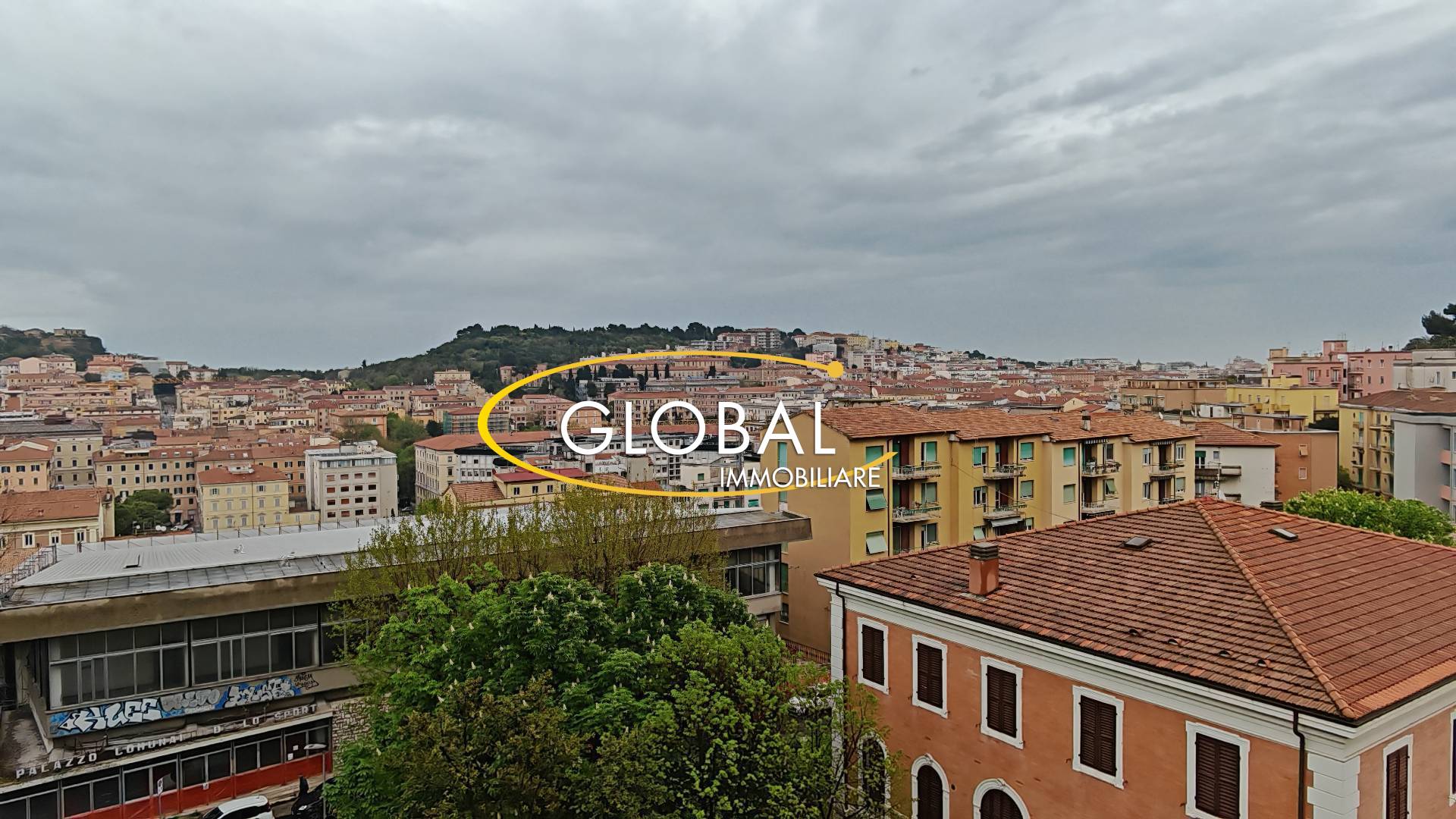 Appartamento in vendita a Ancona, Centro