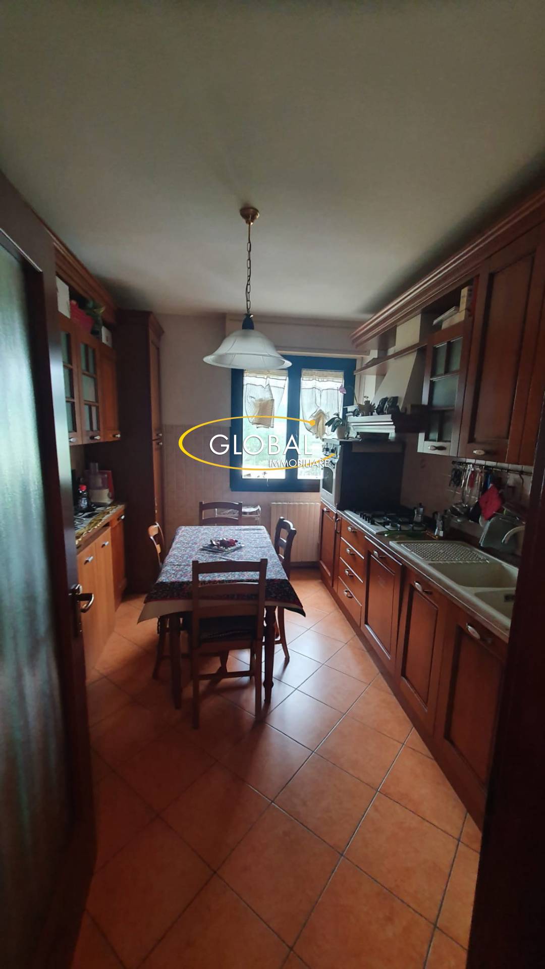 Appartamento in vendita a Ancona, Q2