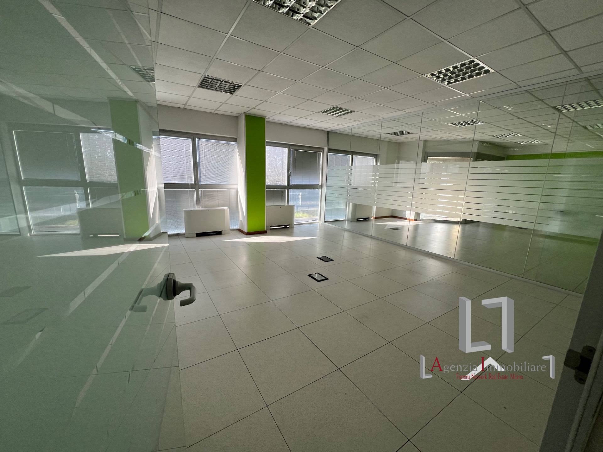 Ufficio in affitto a Cavenago di Brianza