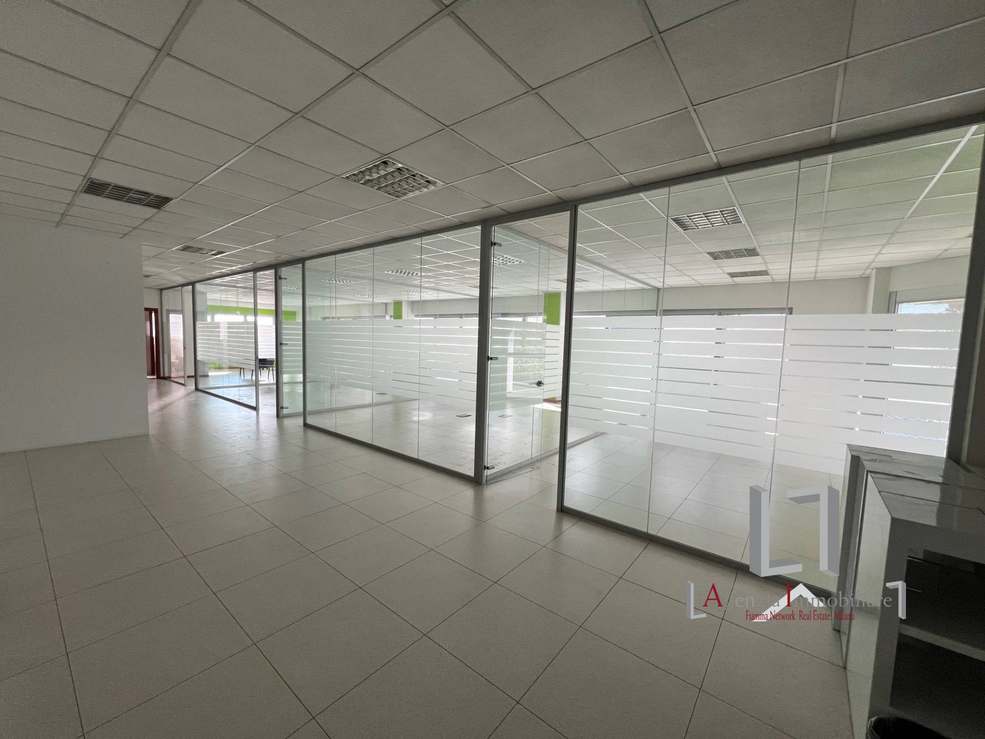 Ufficio in affitto a Cavenago di Brianza