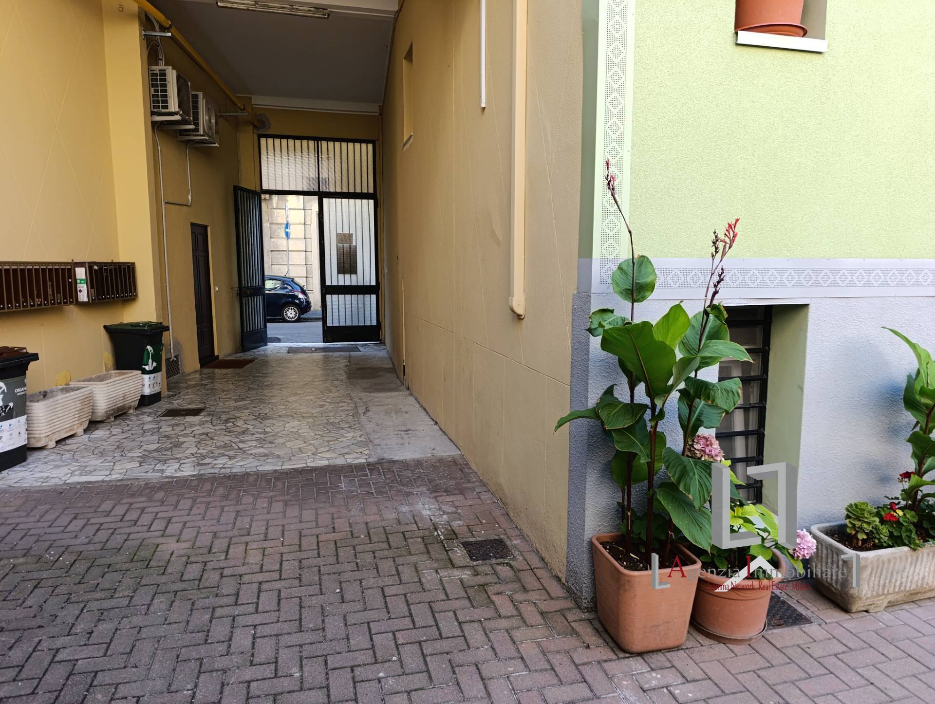 Box o garage in vendita a Milano