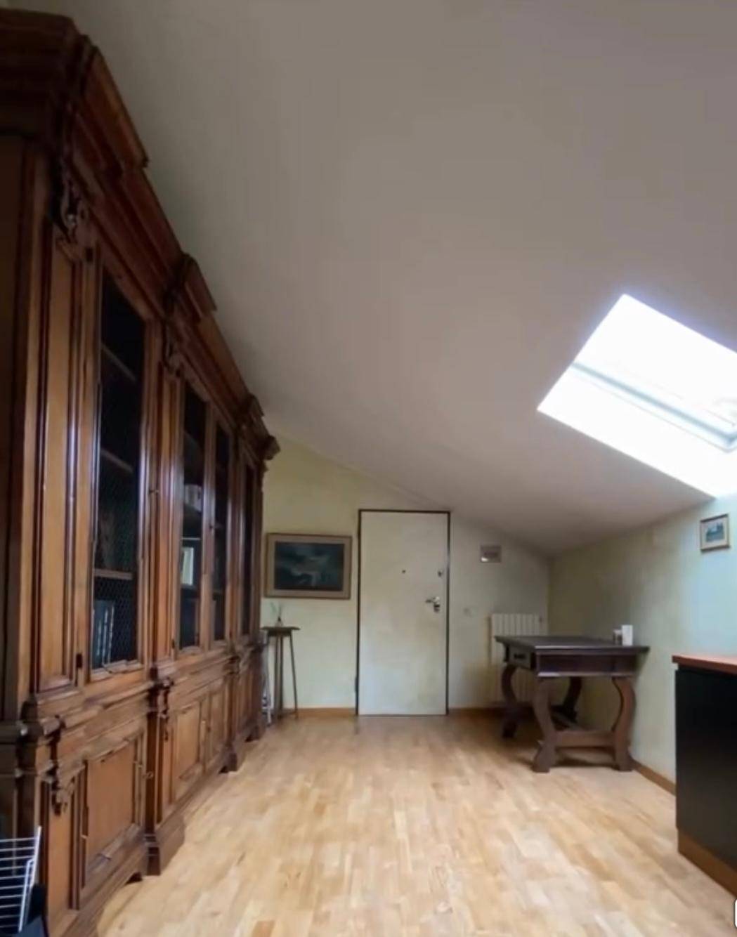 Attico - Mansarda in affitto a Novara, Centro