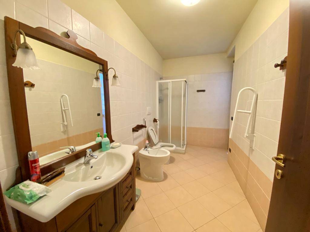 Villa in affitto a Garbagna Novarese