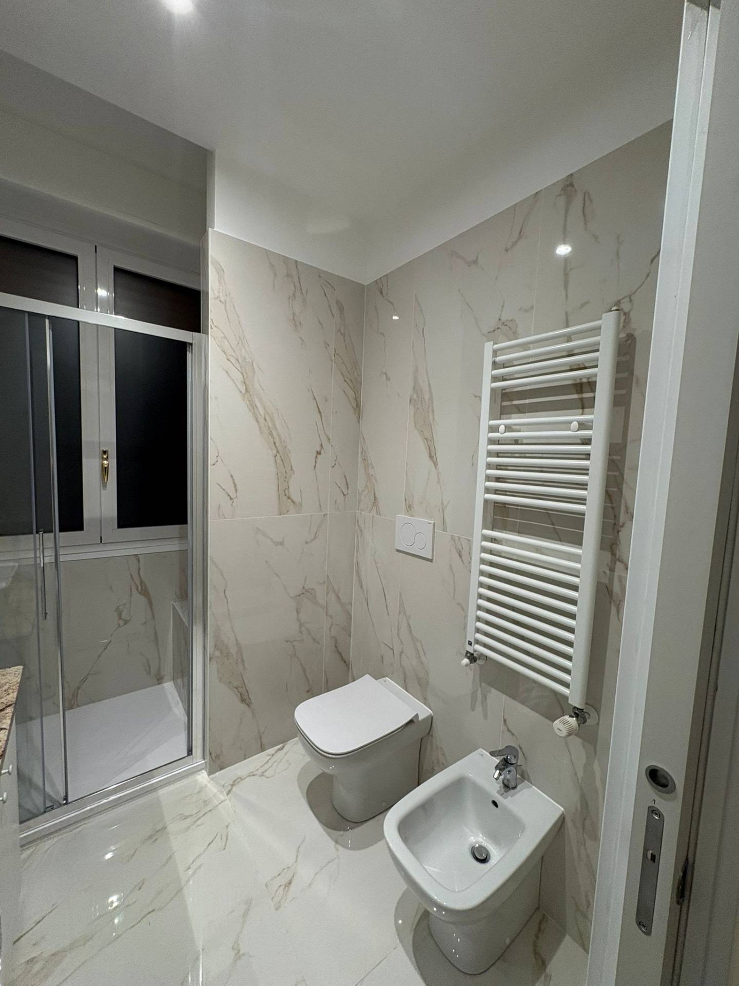 Appartamento in affitto a Novara, Centro