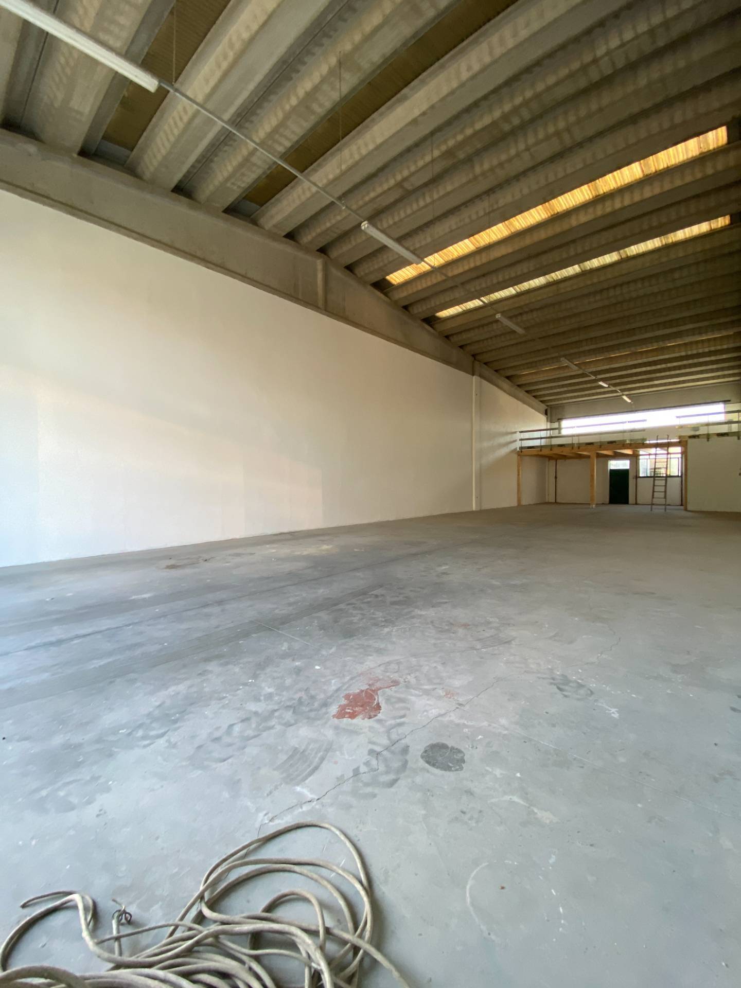 Capannone in affitto a Novara, S.Agabio - S. Rocco