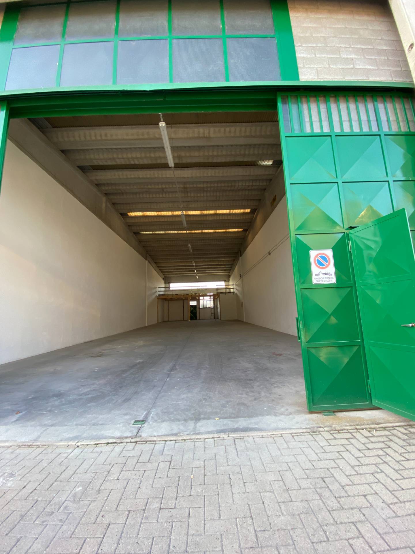 Capannone in affitto a Novara, S.Agabio - S. Rocco