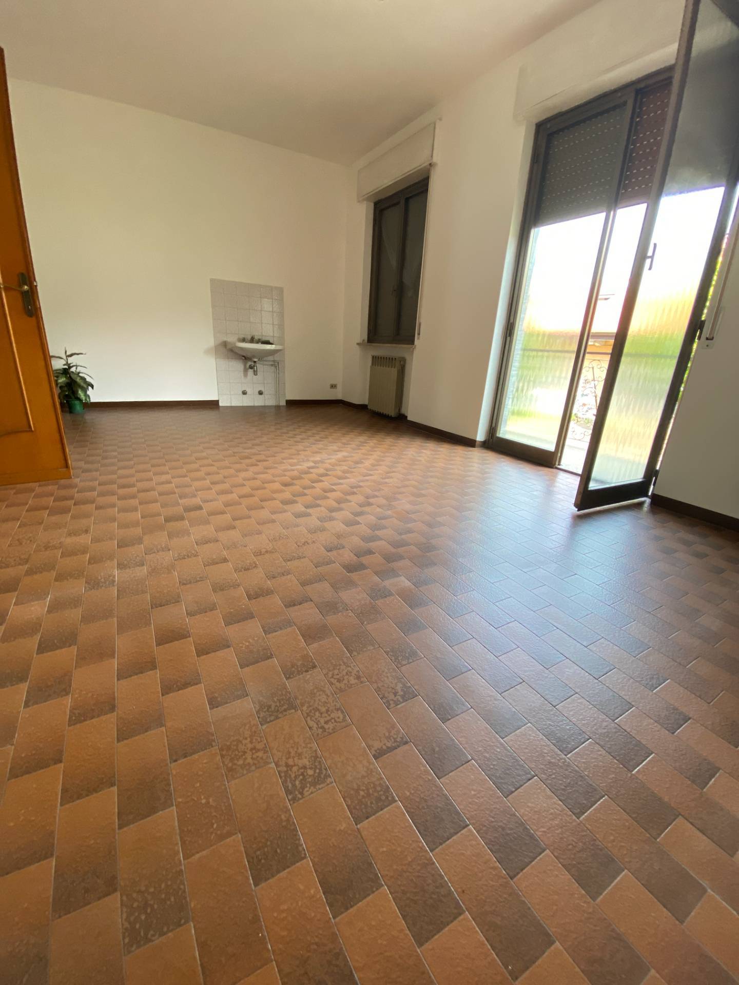 Studio/Ufficio in affitto a Novara, Periferia e Frazioni