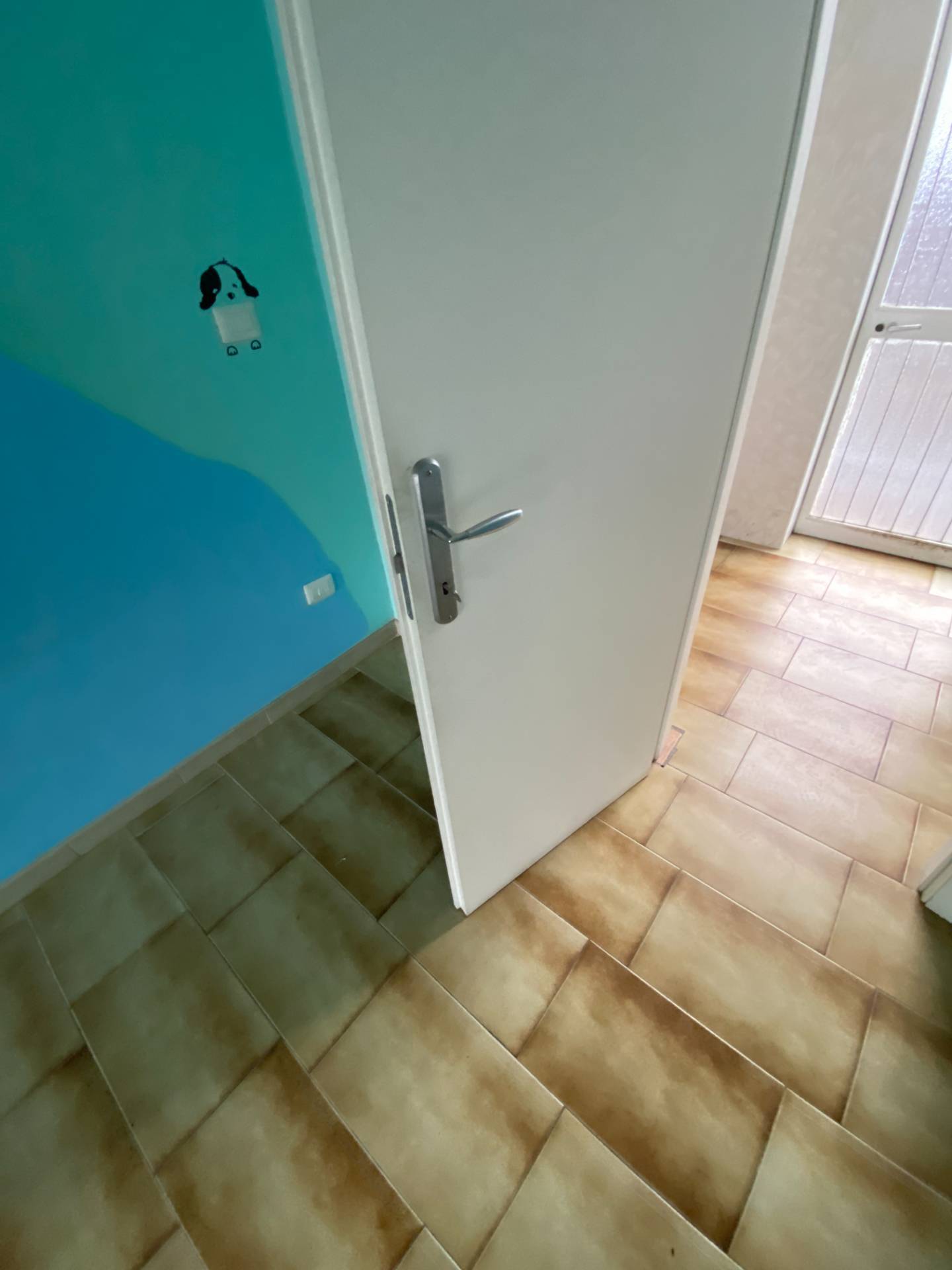 Locale commerciale in affitto a Novara, P. Mortara - S. Paolo