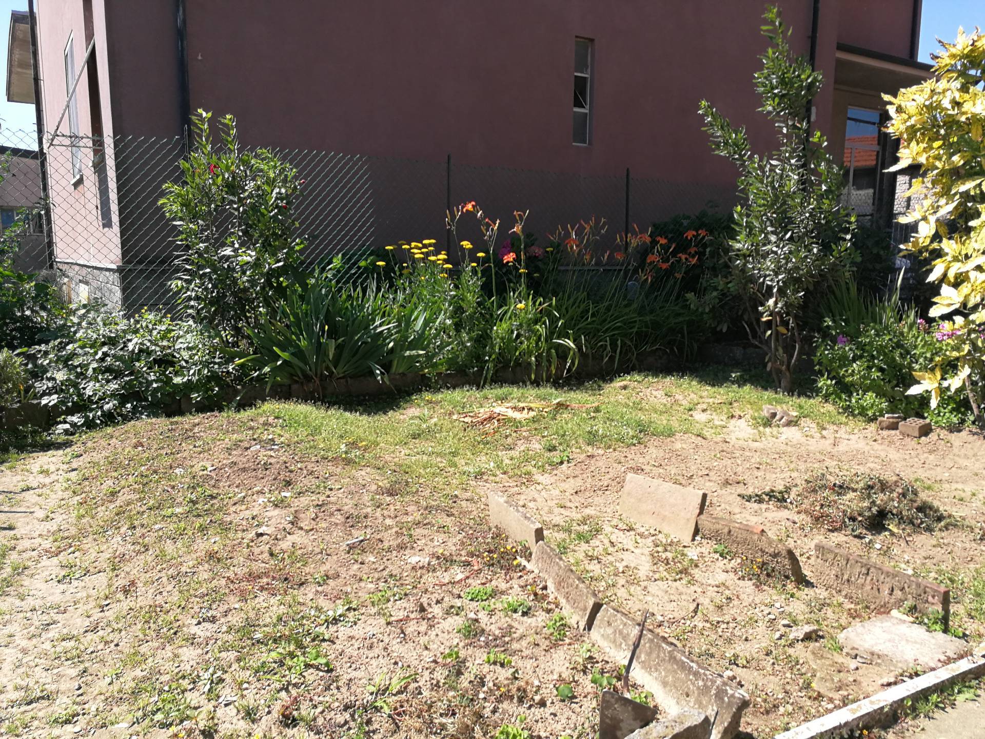 Villetta bifamigliare in vendita a Galliate