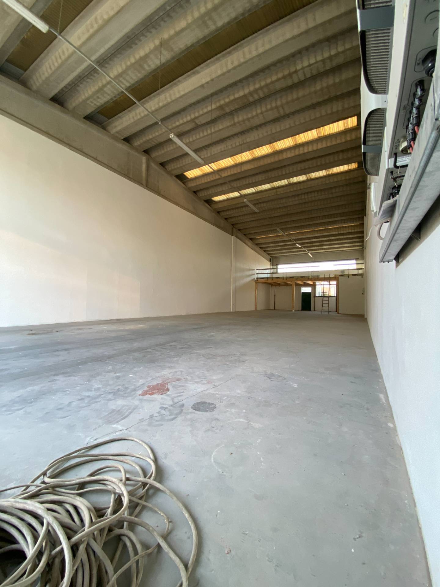 Capannone in affitto a Novara, S.Agabio - S. Rocco