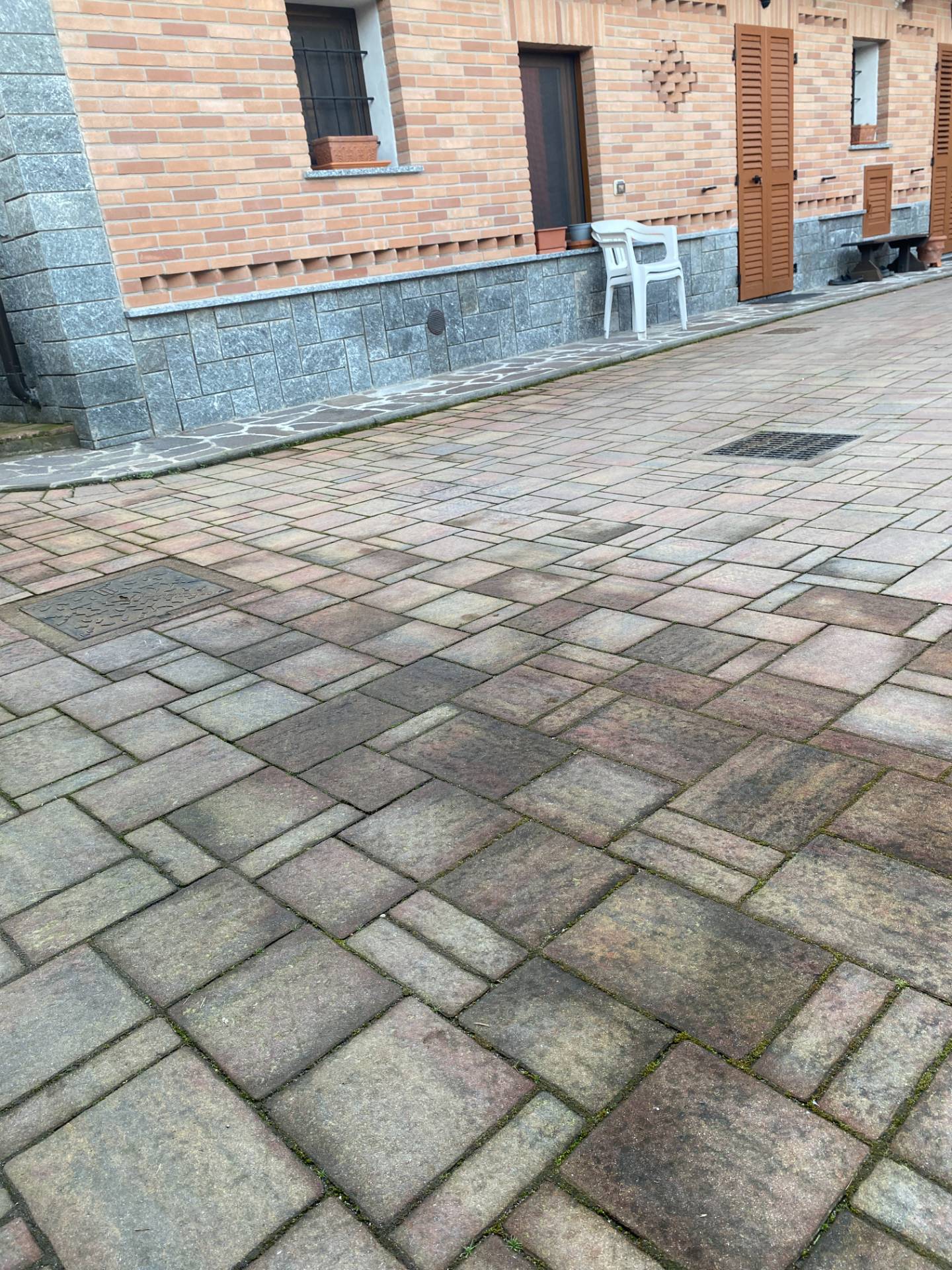 Rustico - Casale in vendita a Novara, Periferia e Frazioni