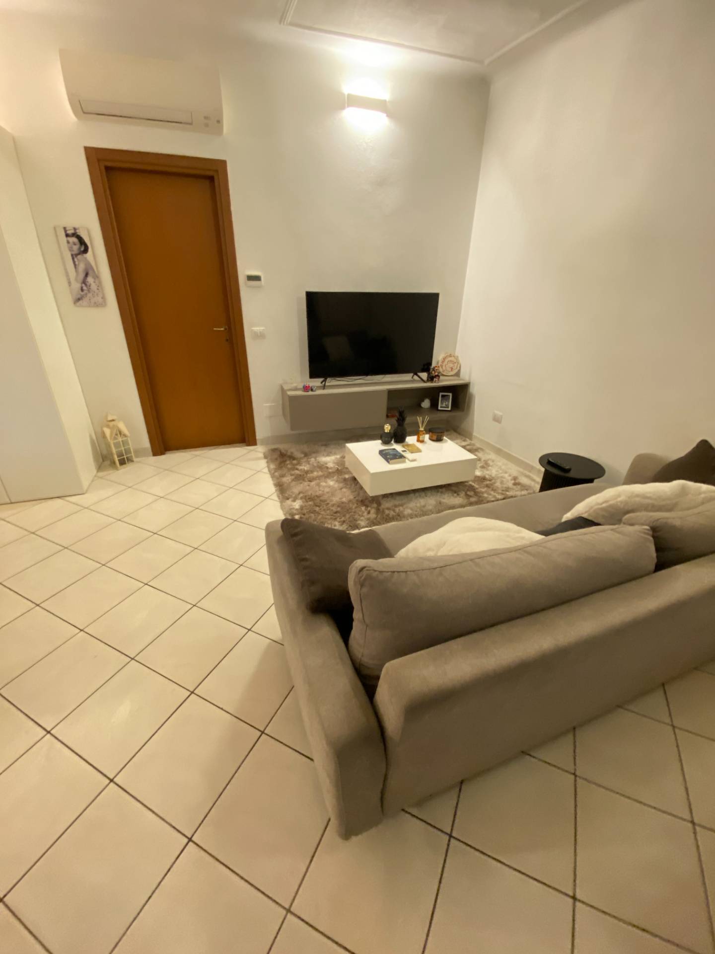 Appartamento in affitto a Novara, Centro