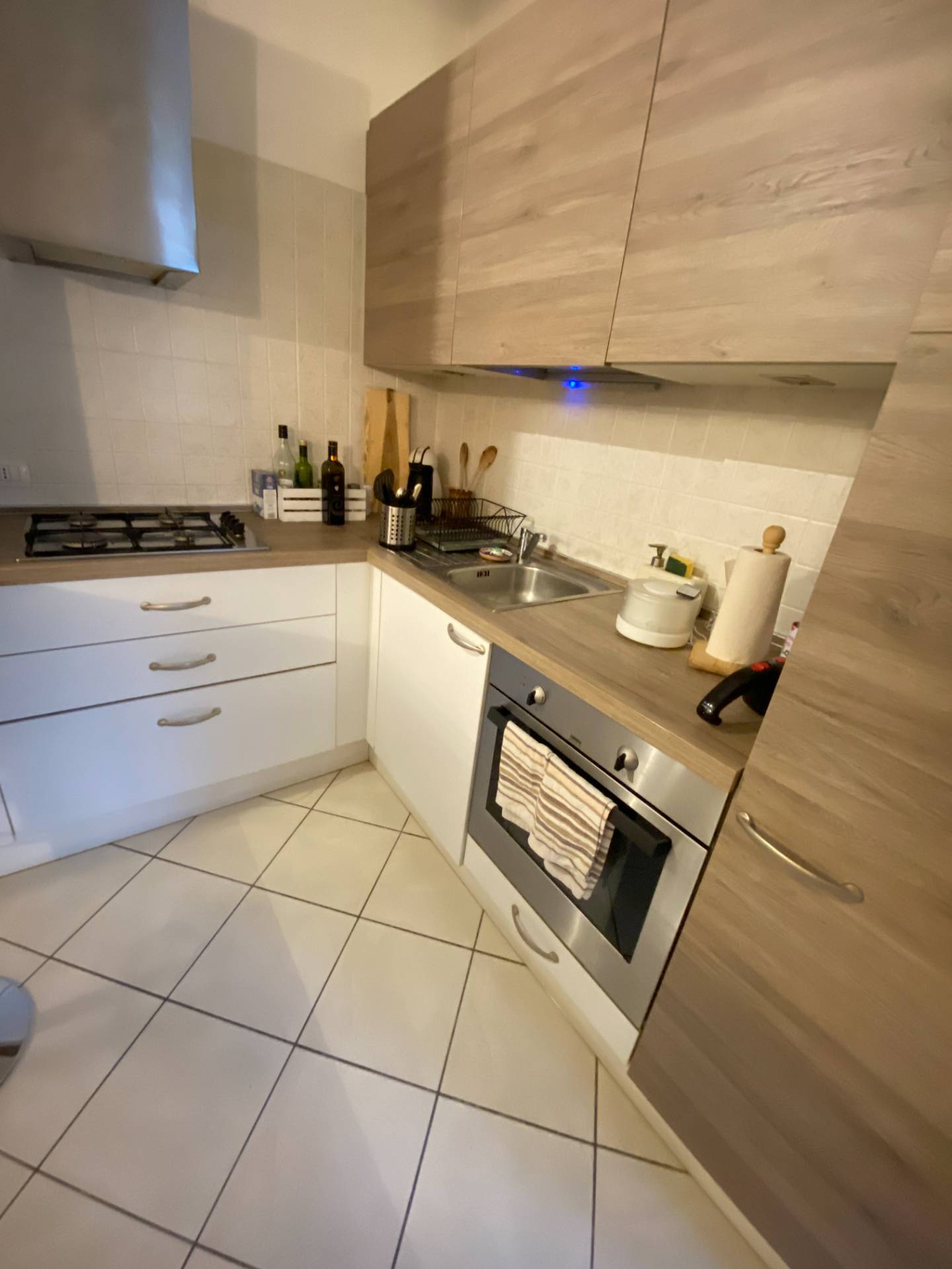 Appartamento in affitto a Novara, Centro