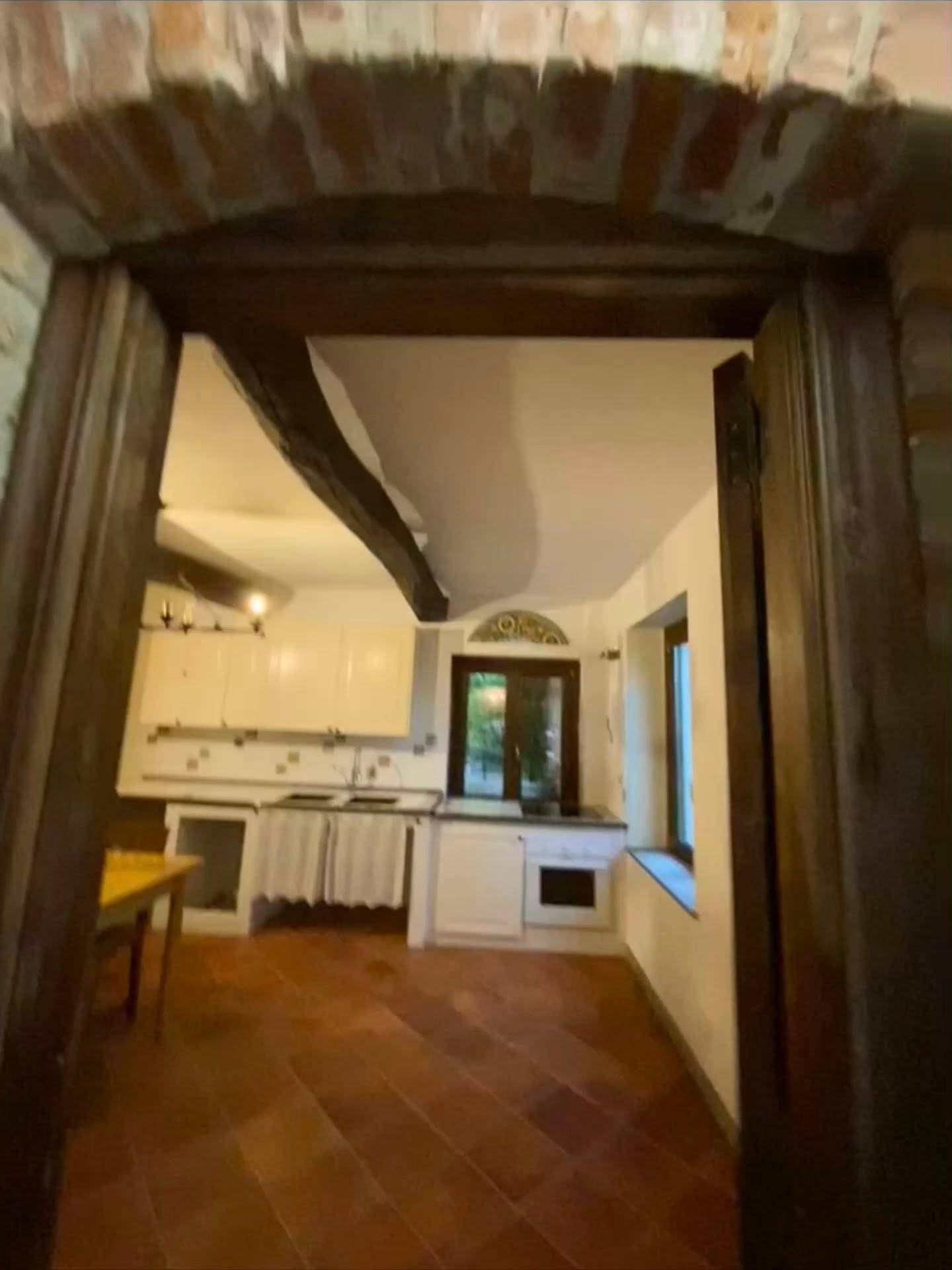 Casa indipendente in affitto a Novara, Periferia e Frazioni