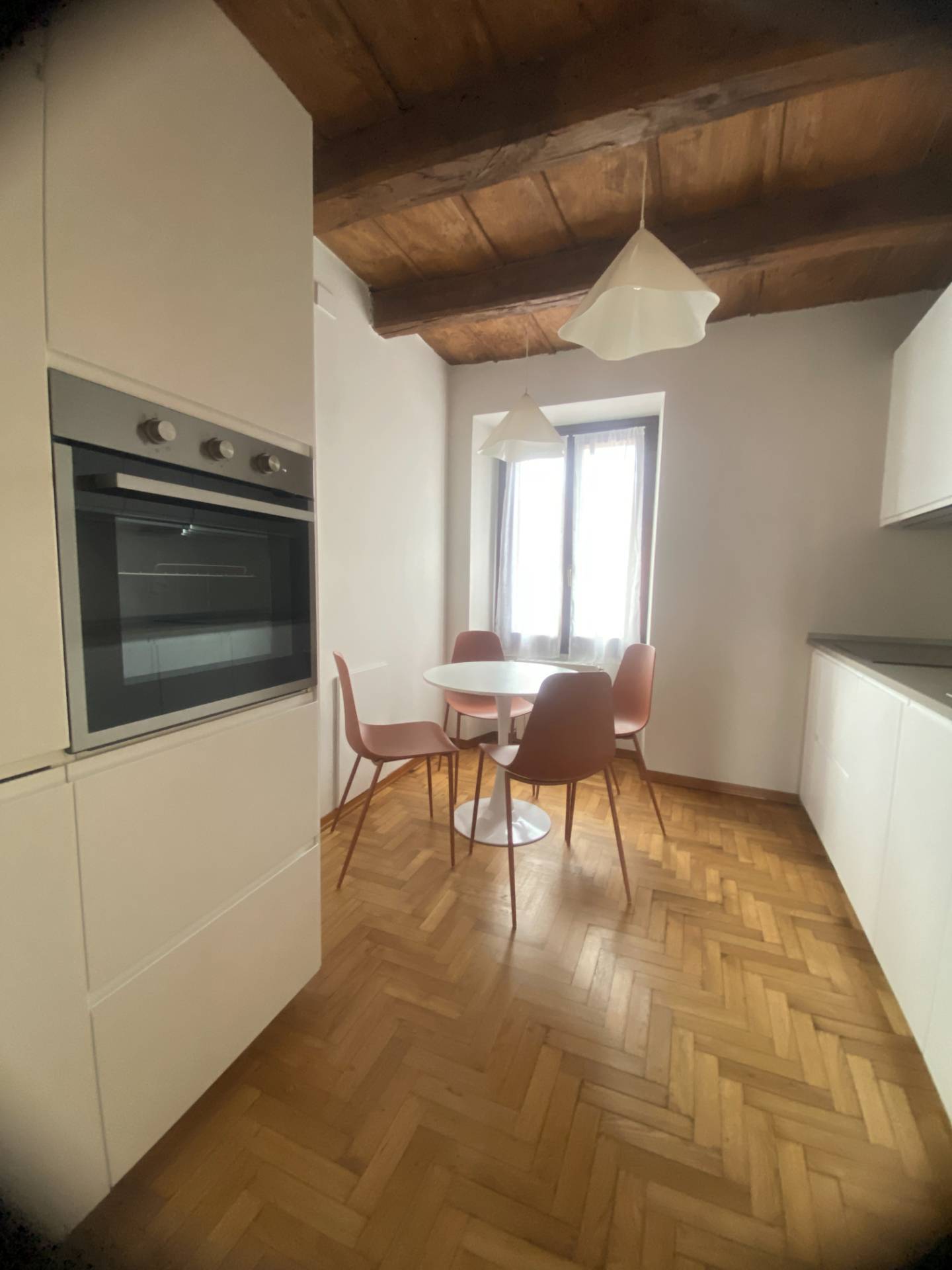 Appartamento in affitto a Novara, Centro