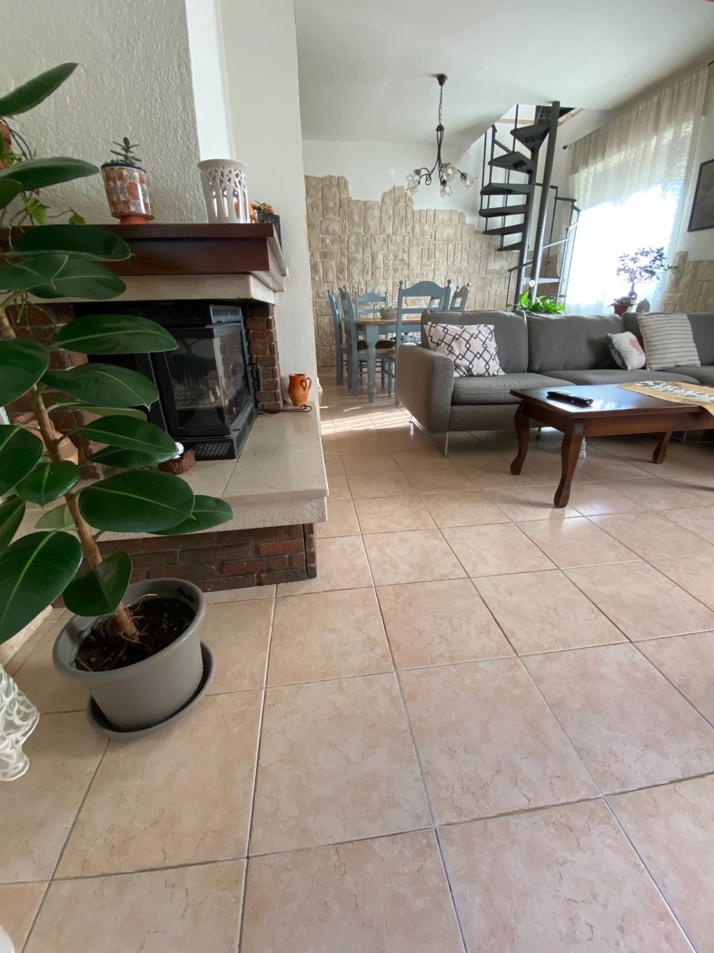 Villa in vendita a Novara, Periferia e Frazioni