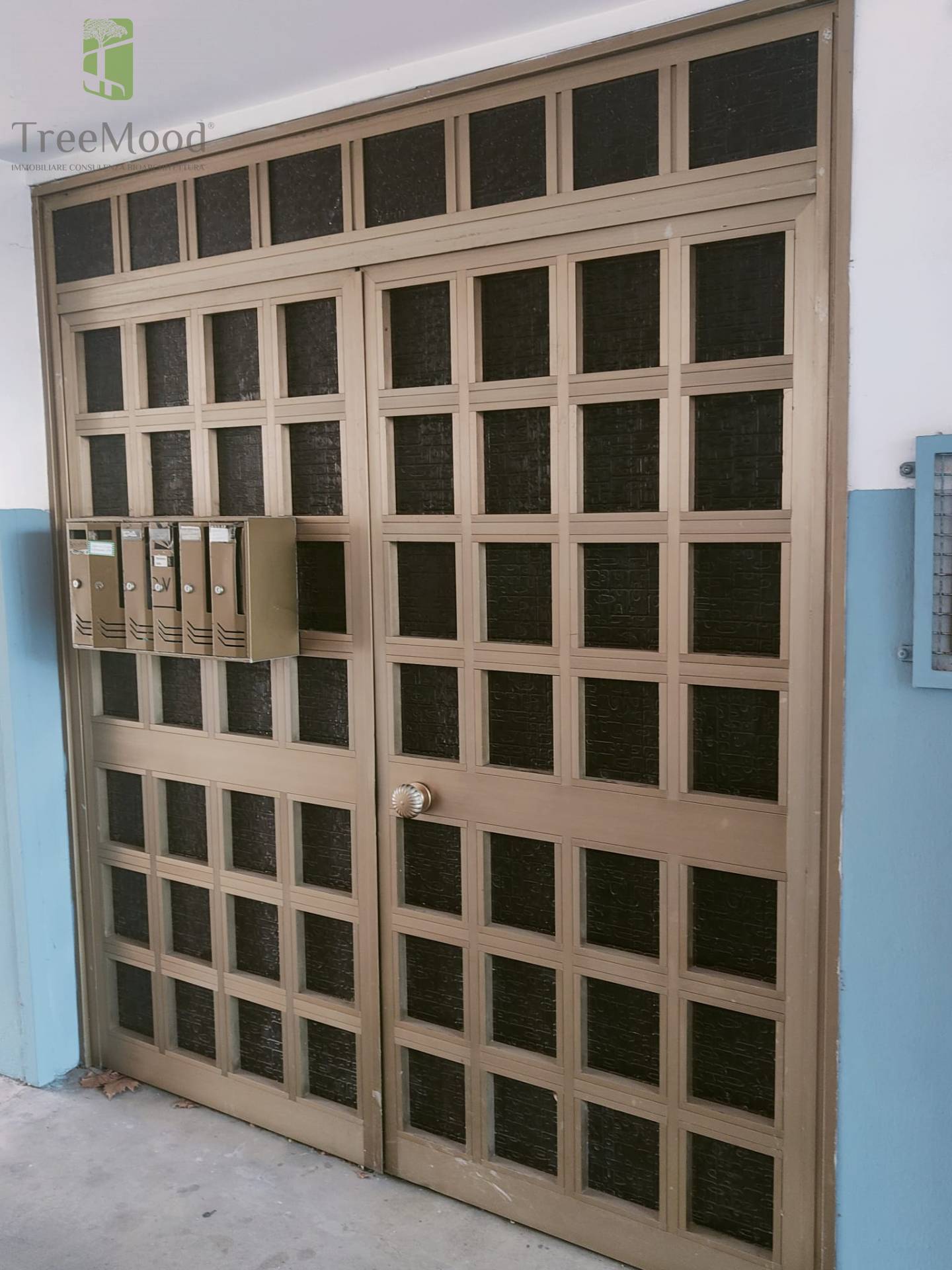 Palazzo in vendita a Aprilia