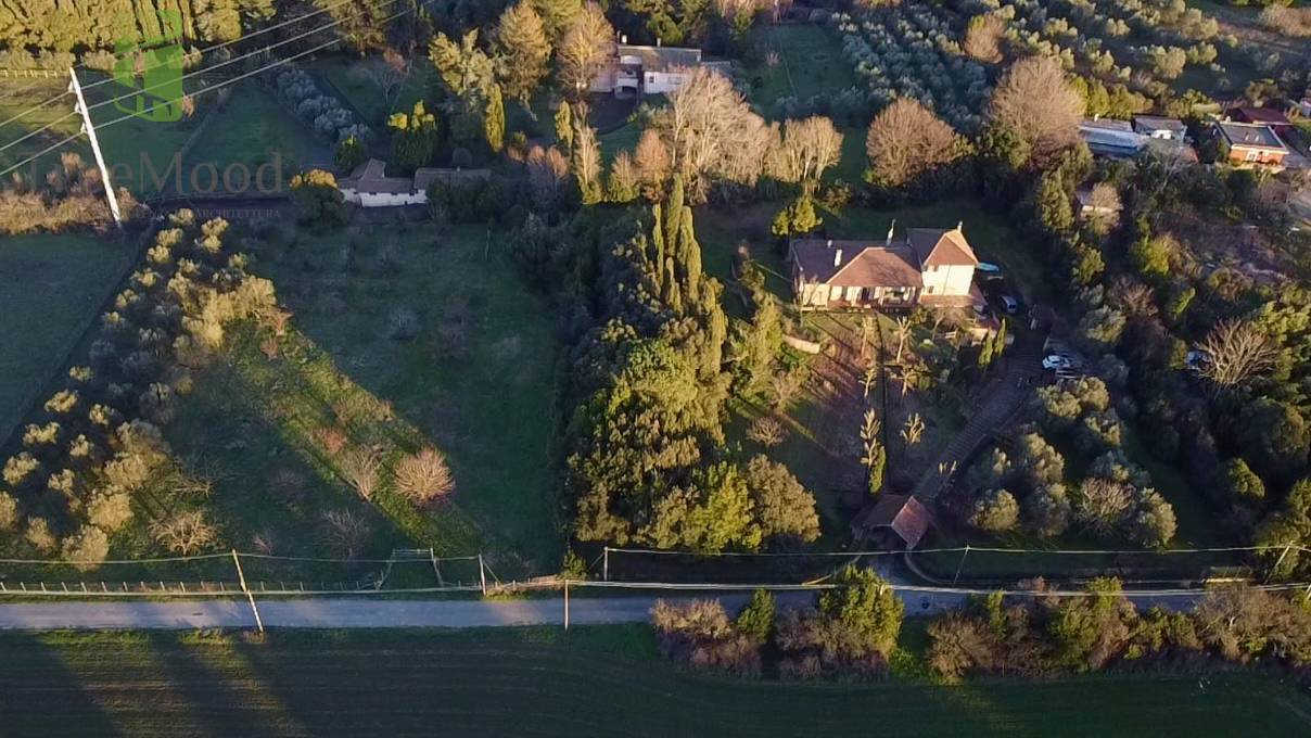Villa in vendita a Bracciano