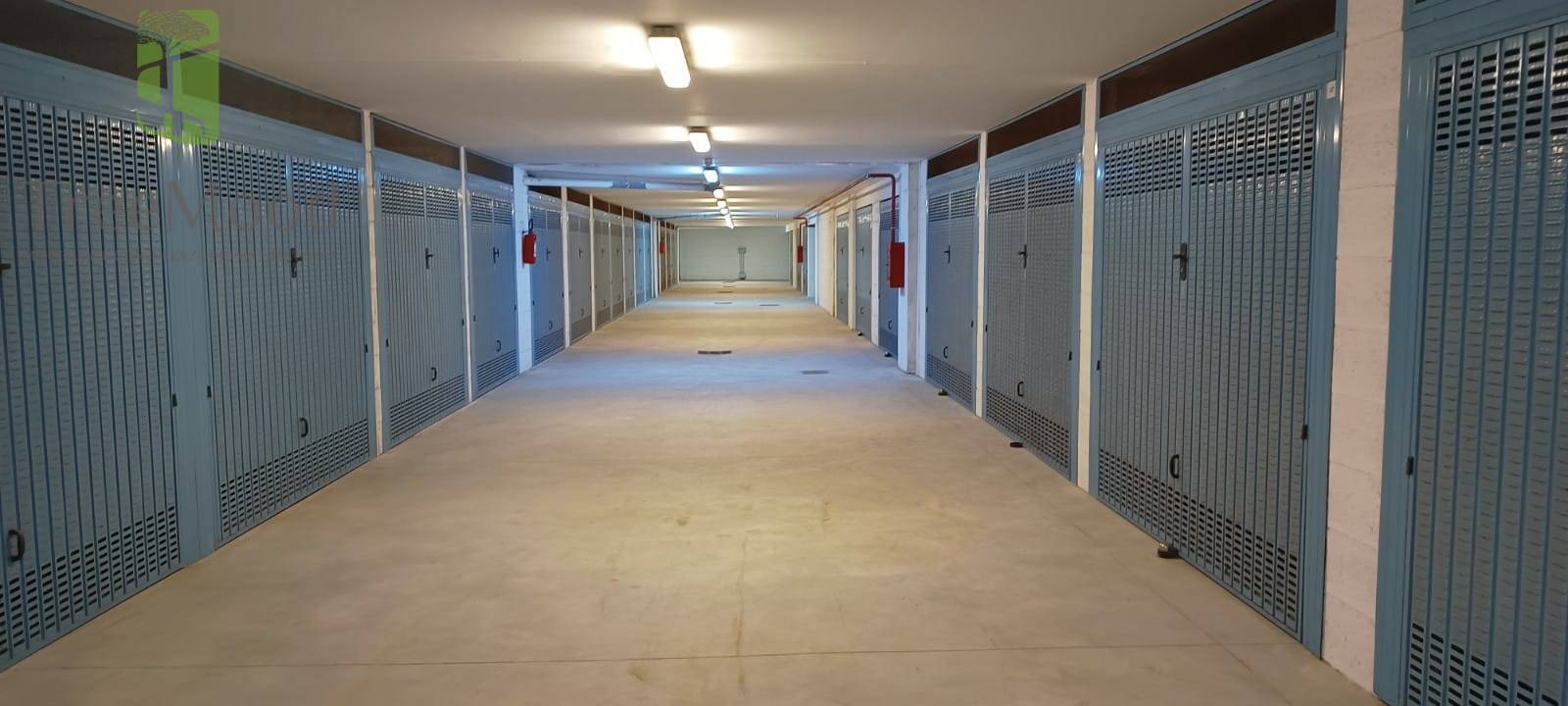 Box o garage in vendita a Aprilia