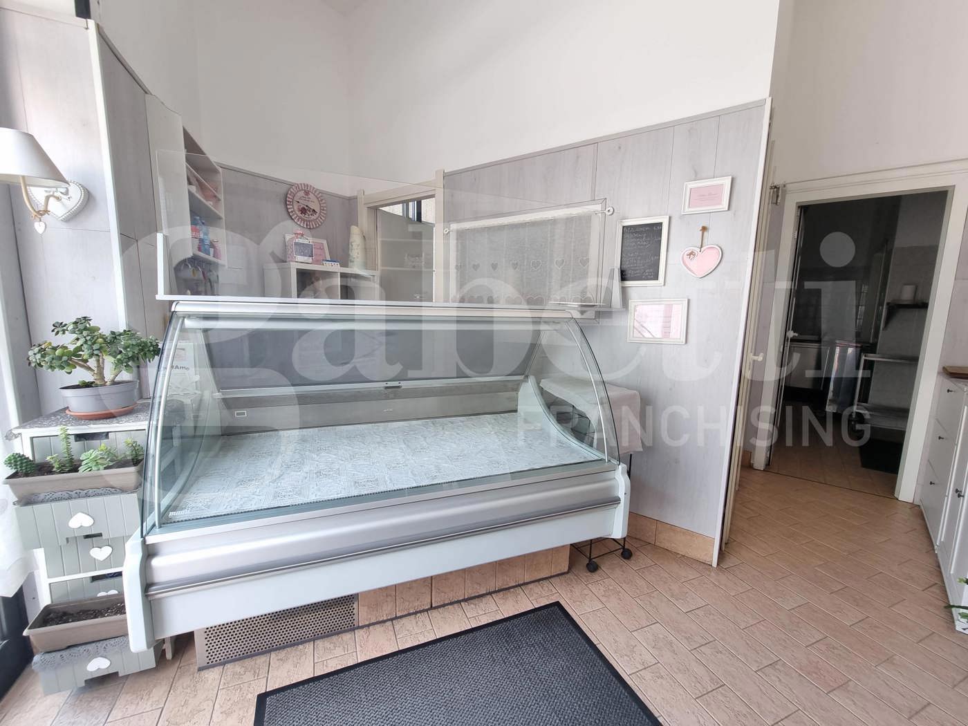 Negozio in vendita a Lecco