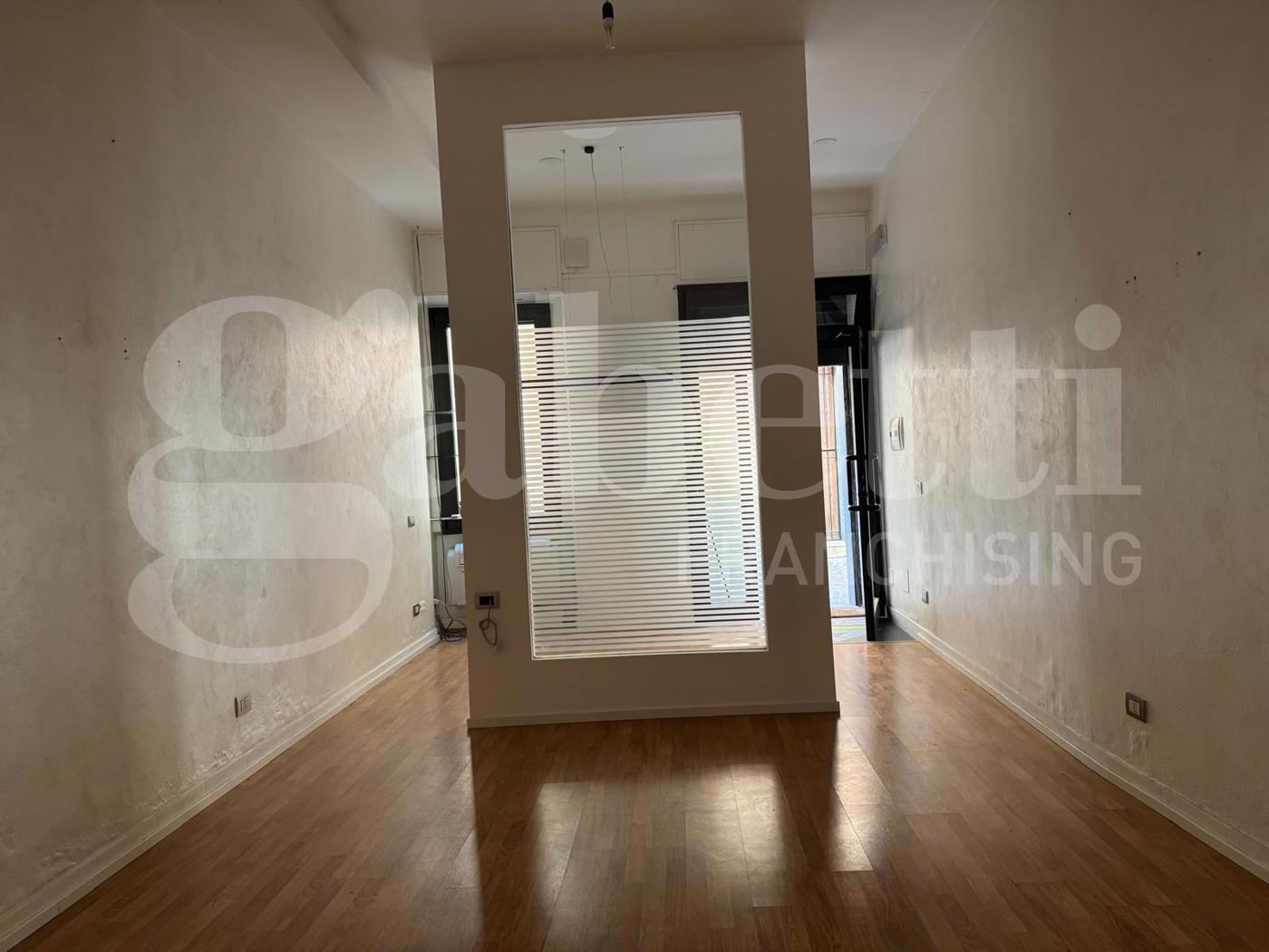 Negozio in vendita a Lecco