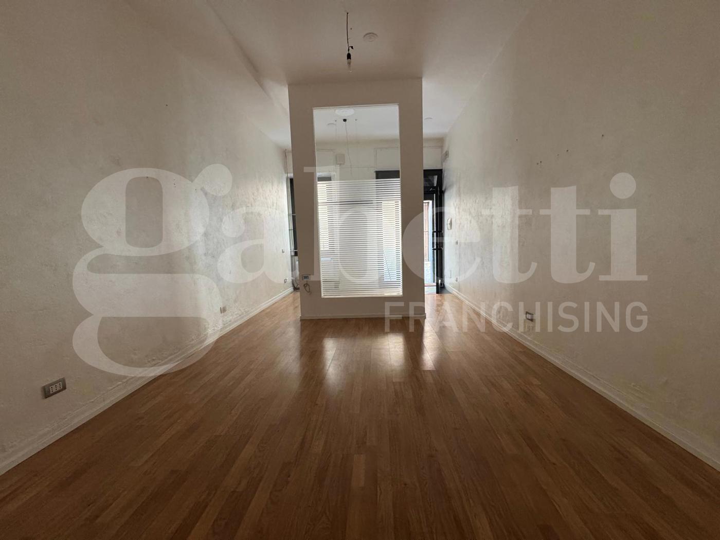 Negozio in vendita a Lecco