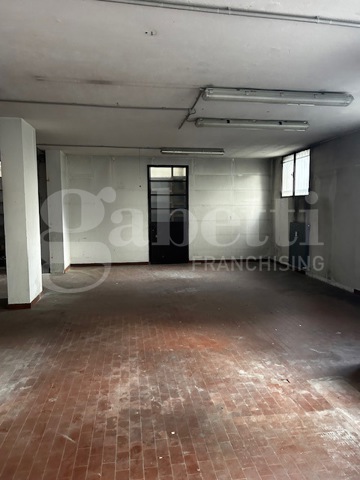 Magazzino in affitto a Lecco