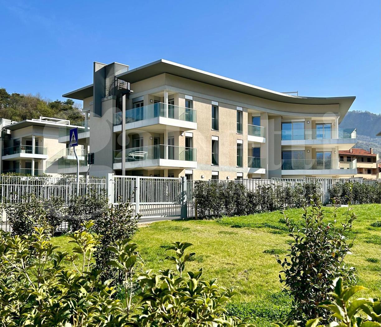 Box/Garage 19mq in vendita a Valmadrera