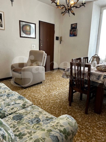 Quadrilocale da ristrutturare a Lecco