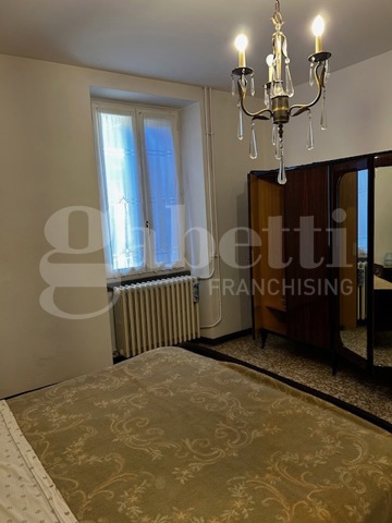 Quadrilocale da ristrutturare a Lecco