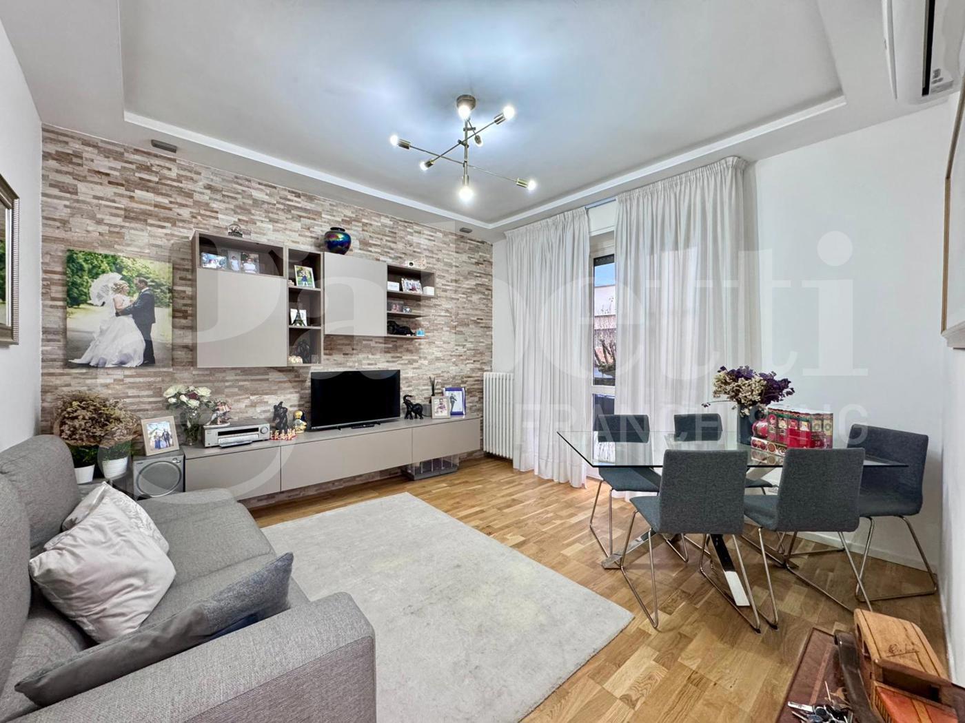 Trilocale in vendita a Lecco