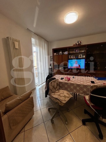 Trilocale ristrutturato a Lecco