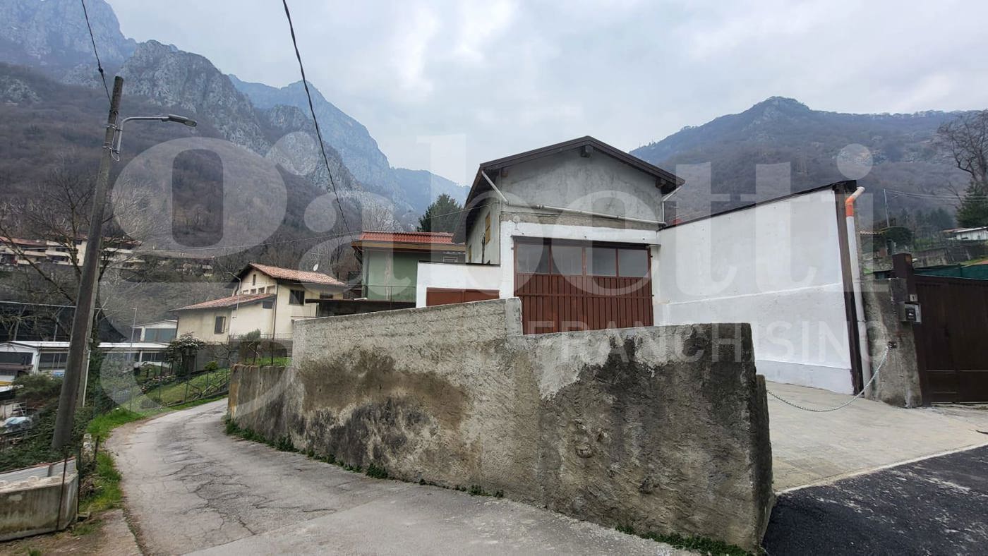 Laboratorio in affitto a Lecco