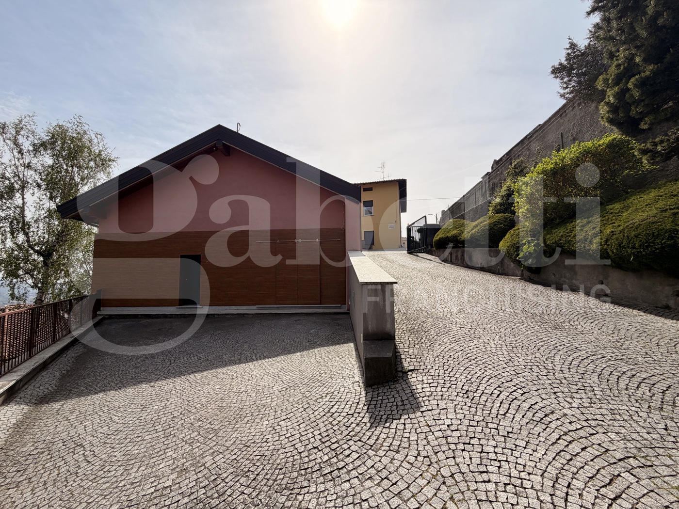 Quadrilocale nuovo a Lecco