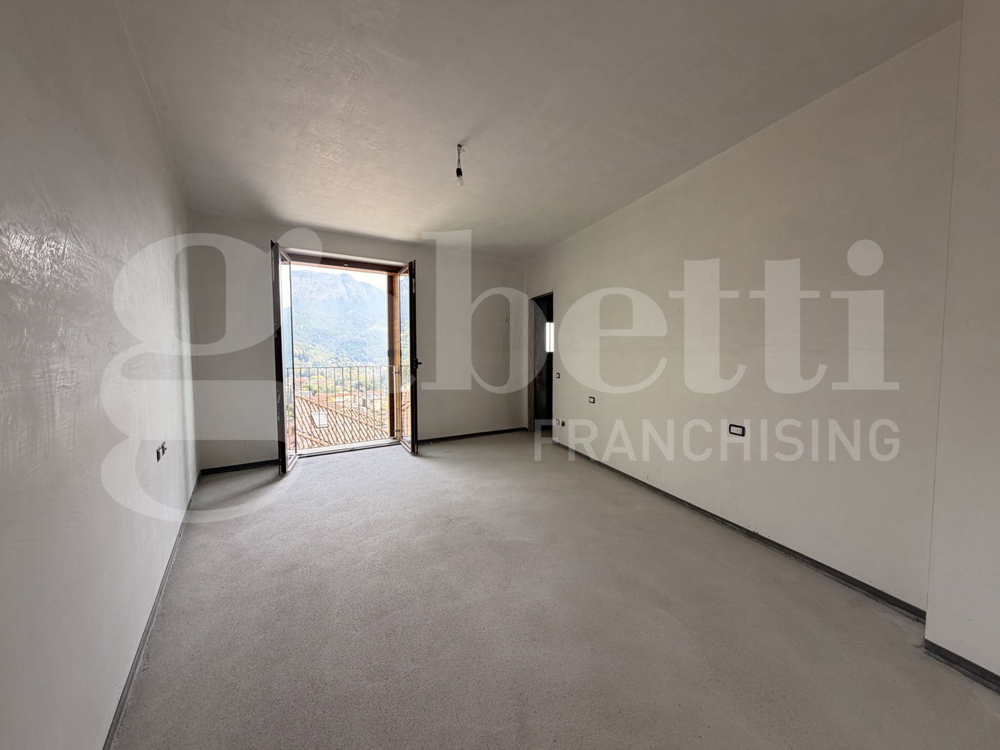 Quadrilocale nuovo a Lecco