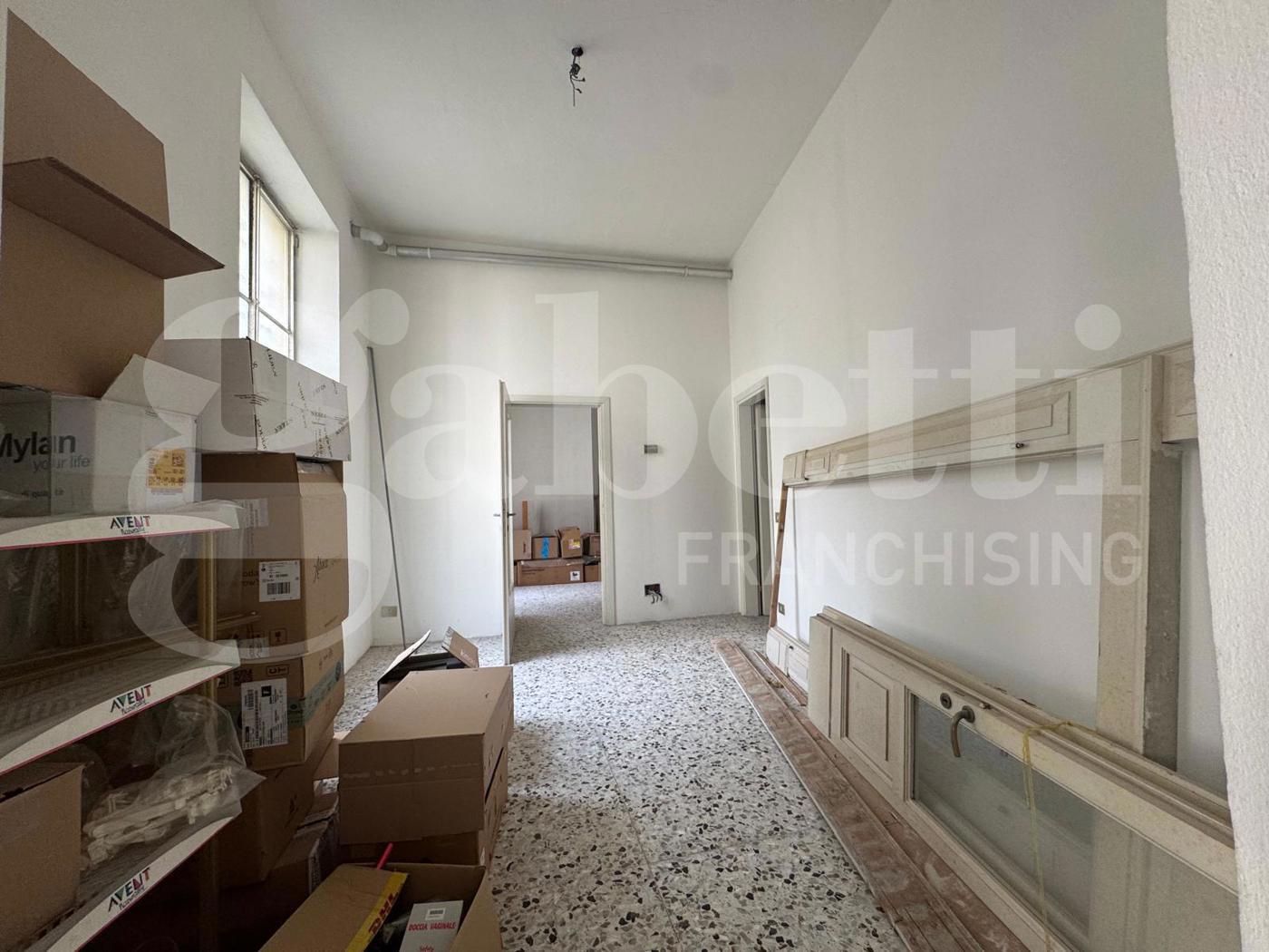Ufficio da ristrutturare a Lecco