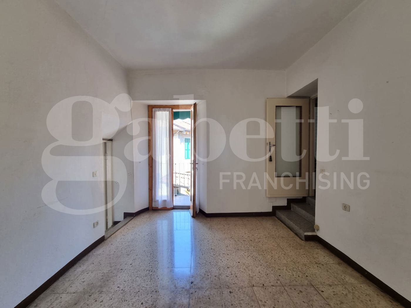 Casa indipendente da ristrutturare a Lecco